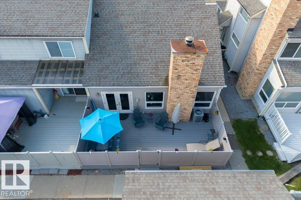 7 WHITEOAKS Estates
