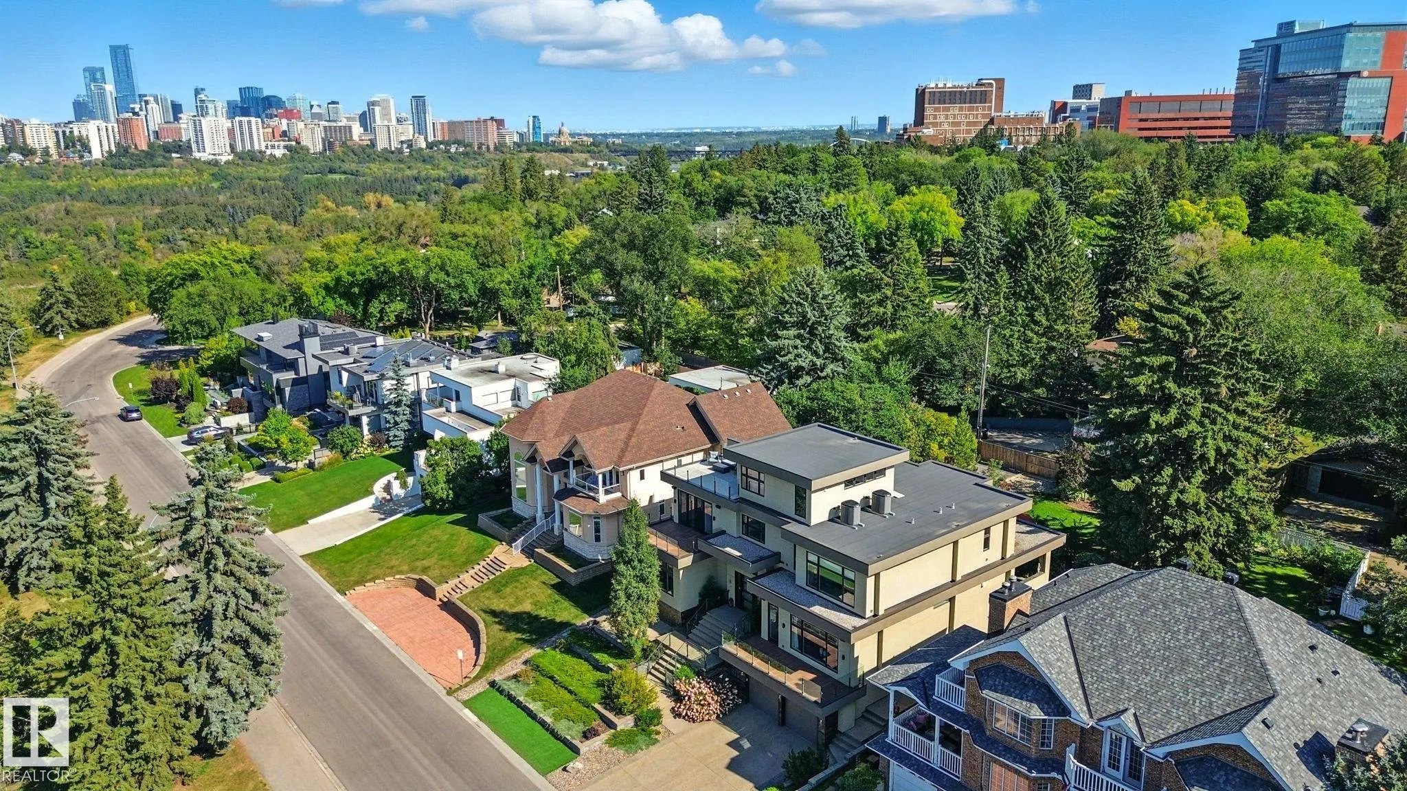 11823 SASKATCHEWAN Drive