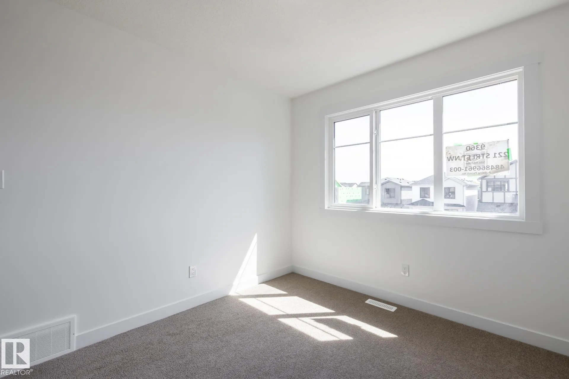 606 Ashgrove Circle