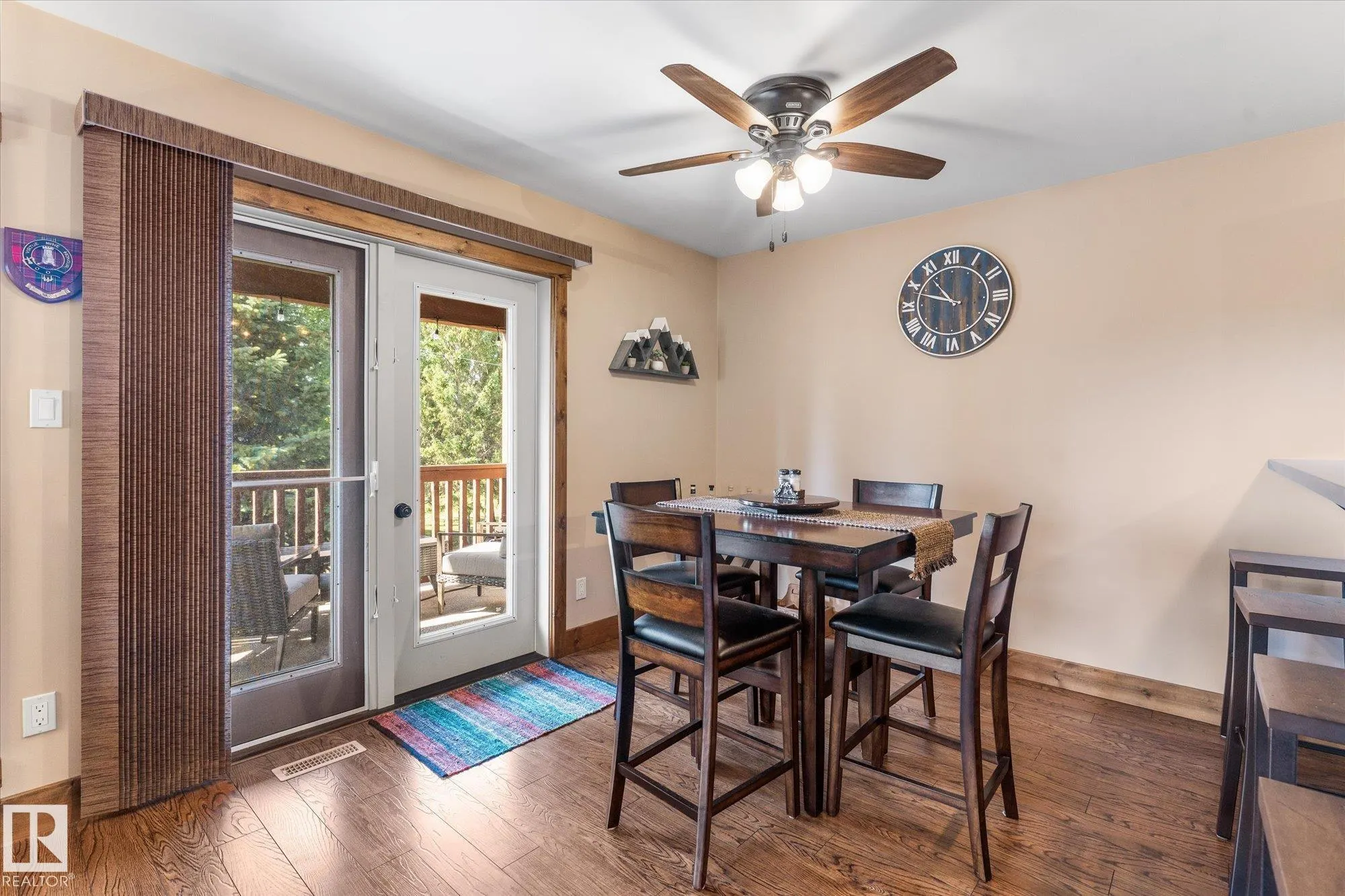 804 GRAYBRIAR Green