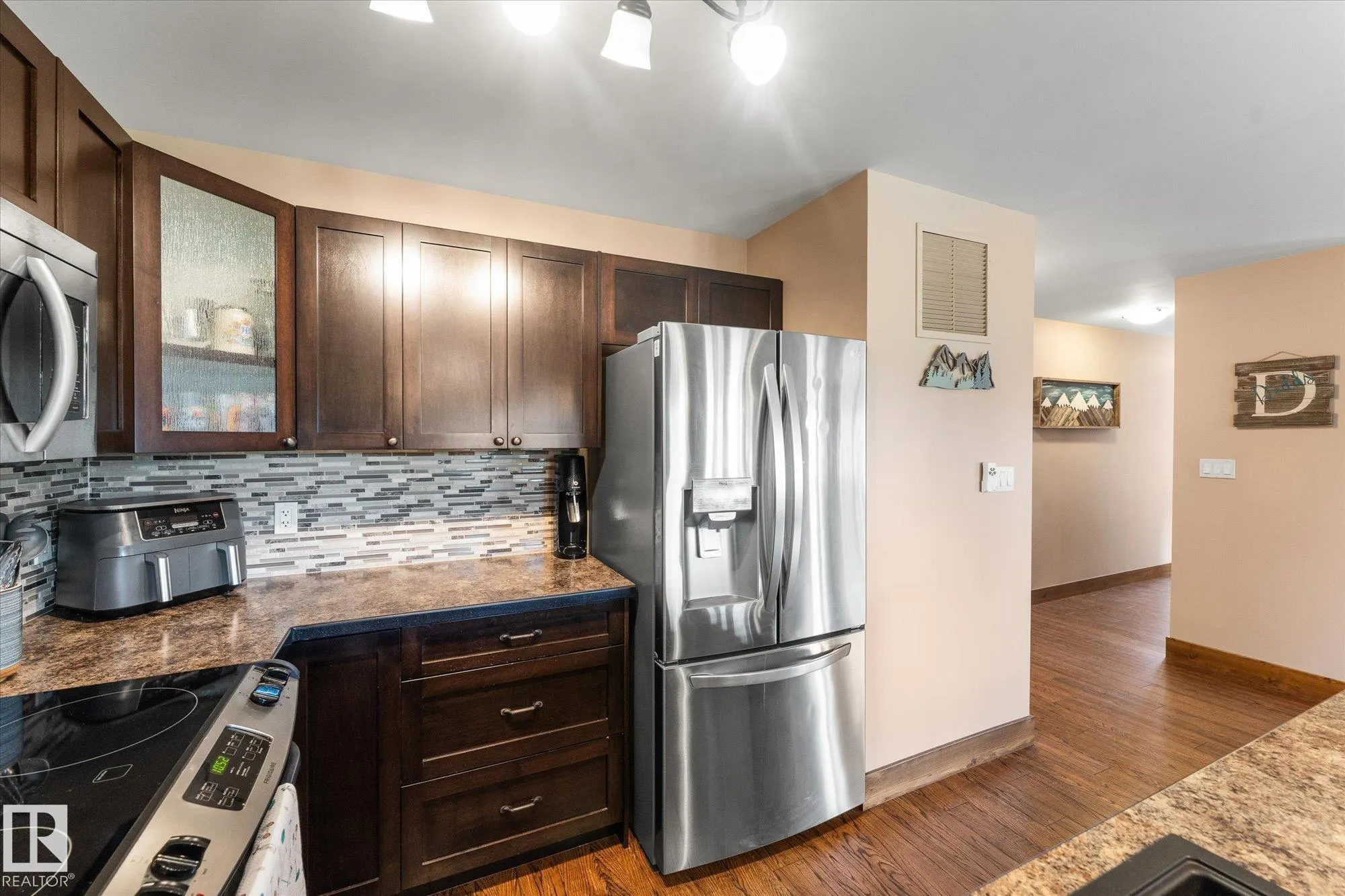 804 GRAYBRIAR Green