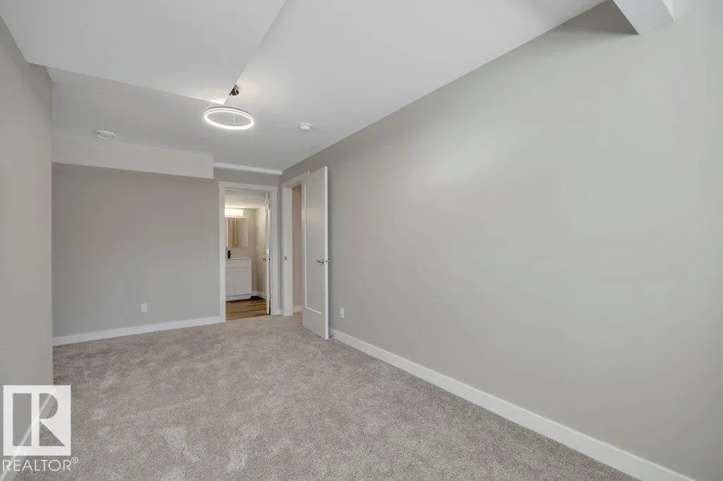 2083 PRICE LANDING Landing