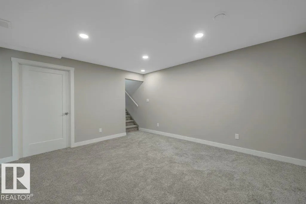 2083 PRICE LANDING Landing