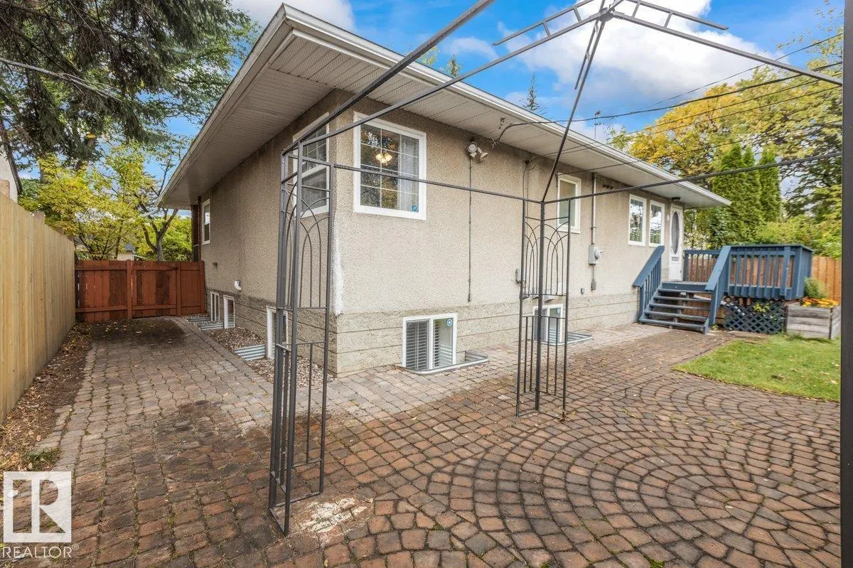 11631 130 Street