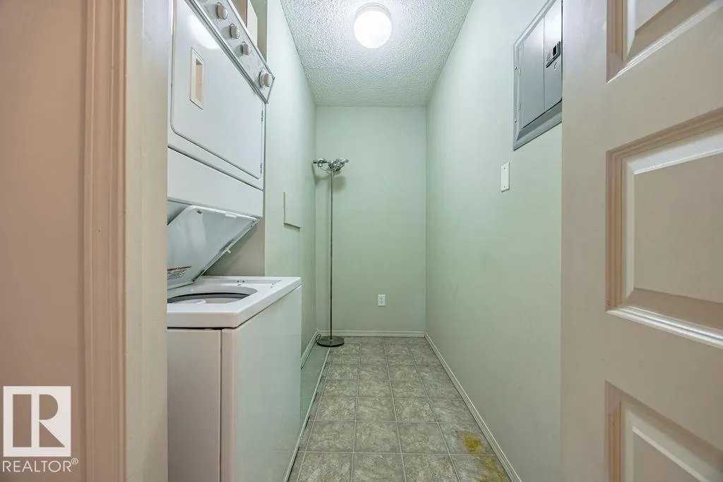 646 MCALLISTER Loop