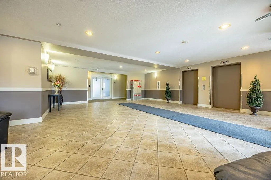 646 MCALLISTER Loop