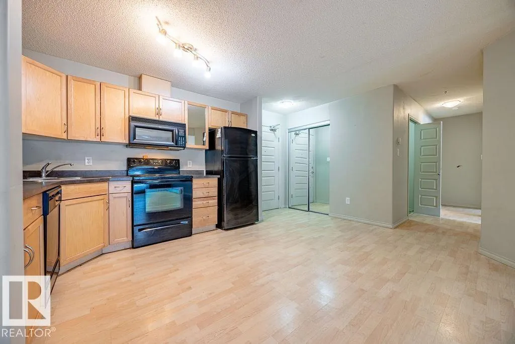 646 MCALLISTER Loop