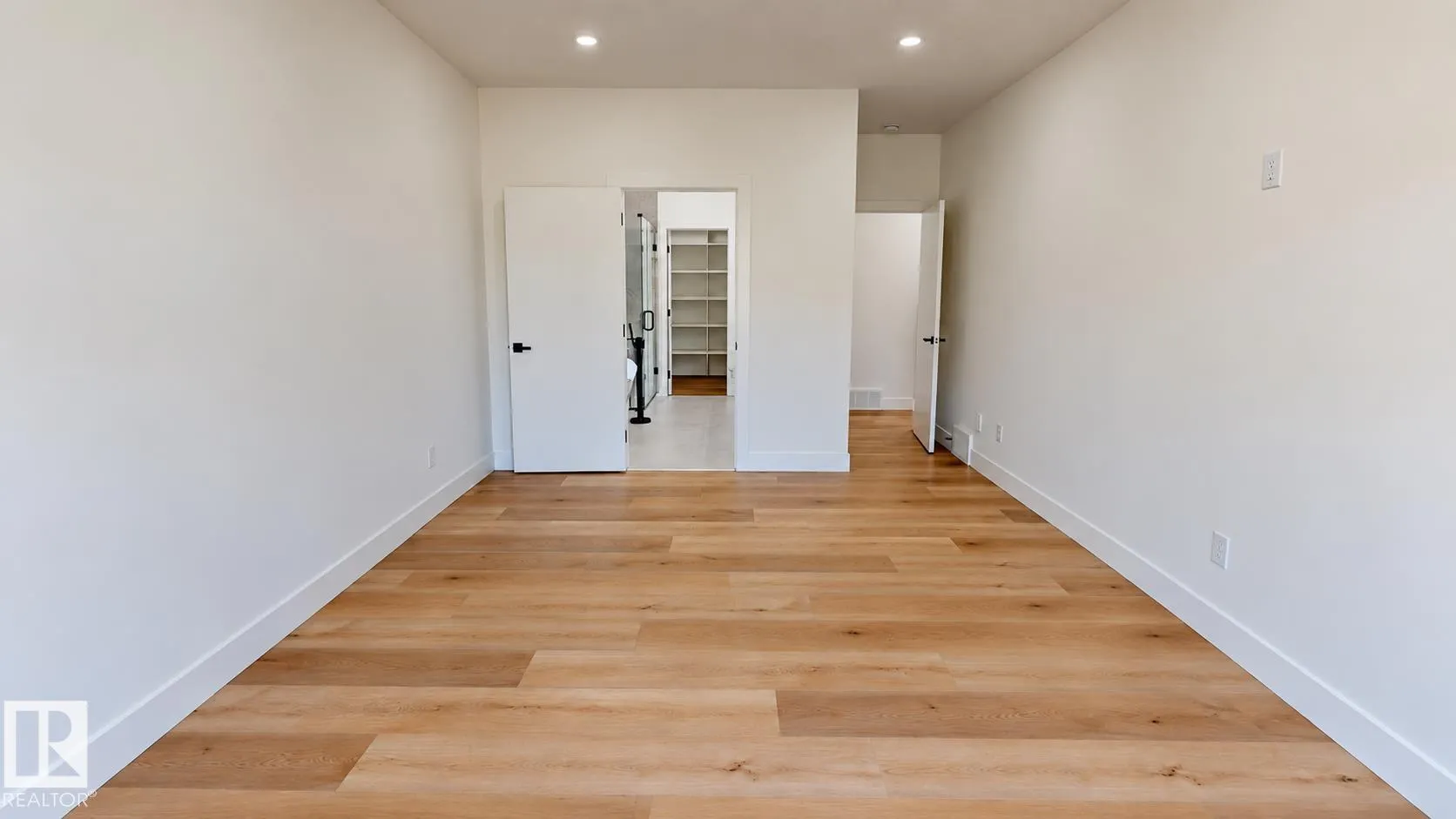 20 53214 Range RD 13