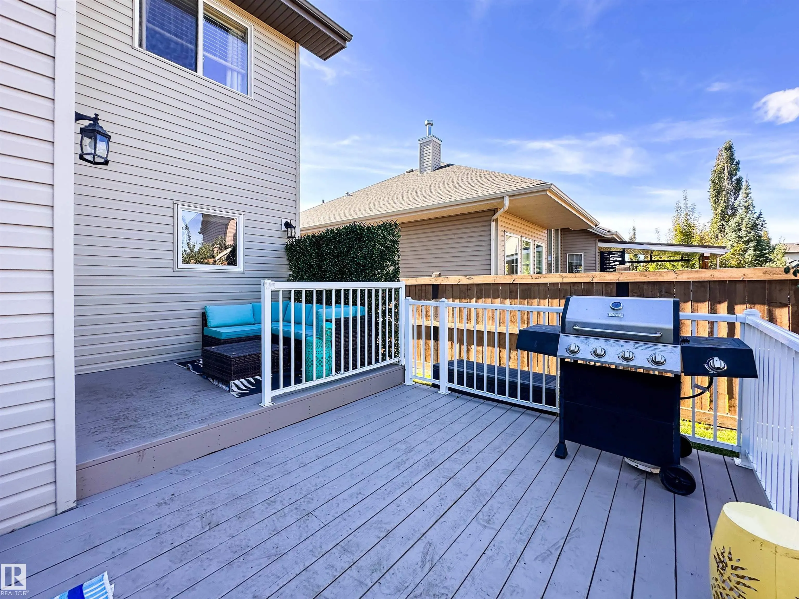 16 NORMANDEAU Crescent