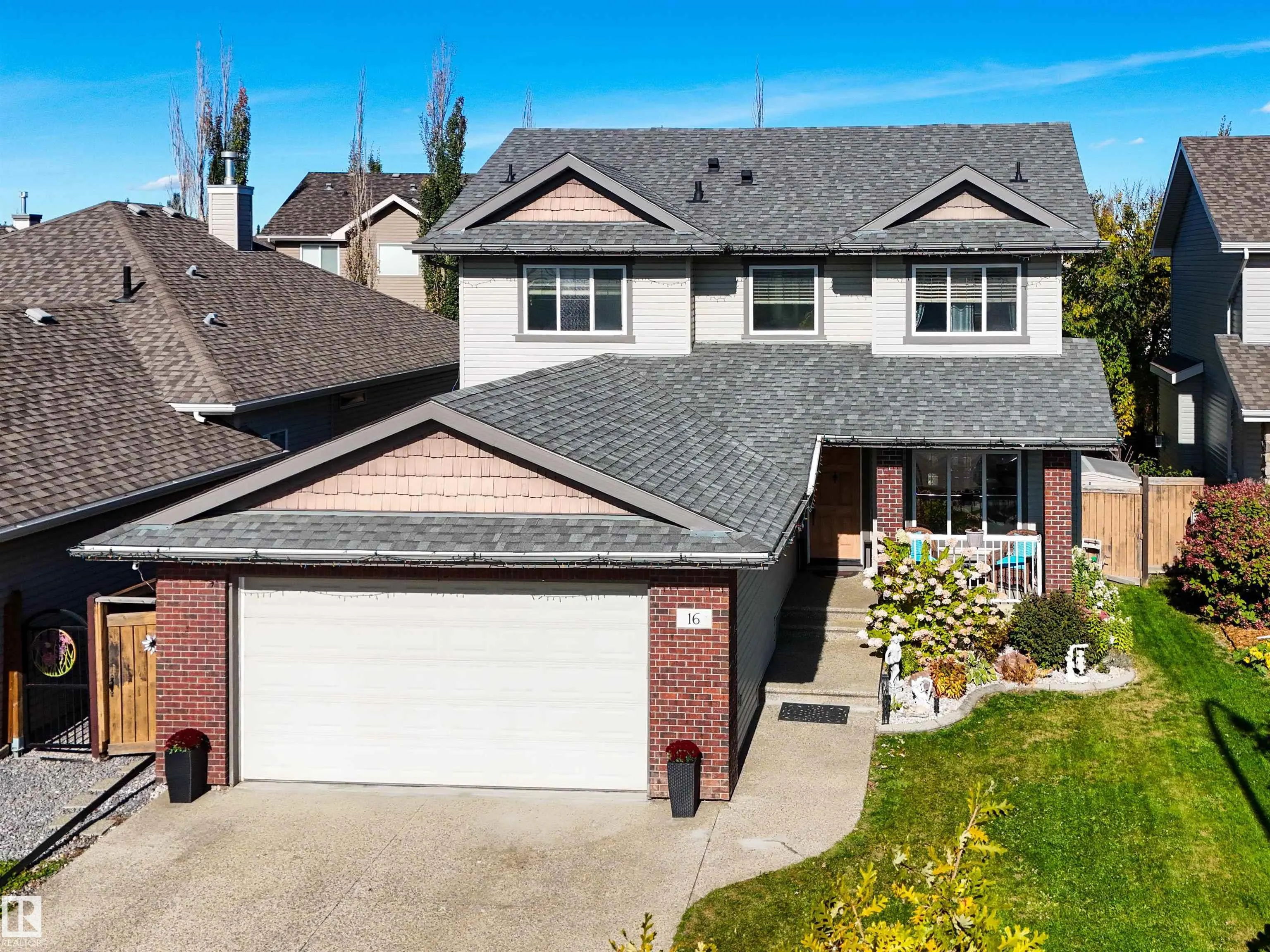 16 NORMANDEAU Crescent