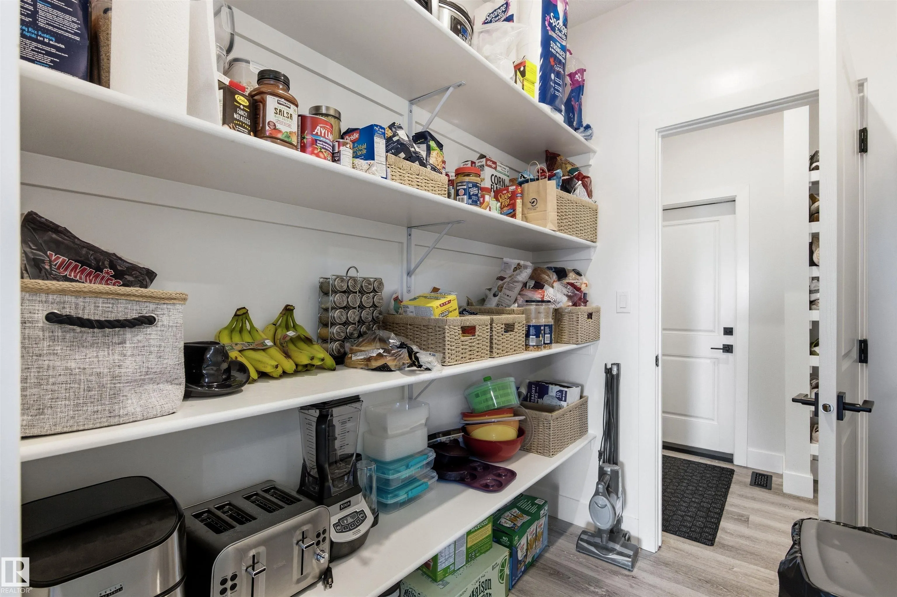 93 SPRINGBROOK Wynd