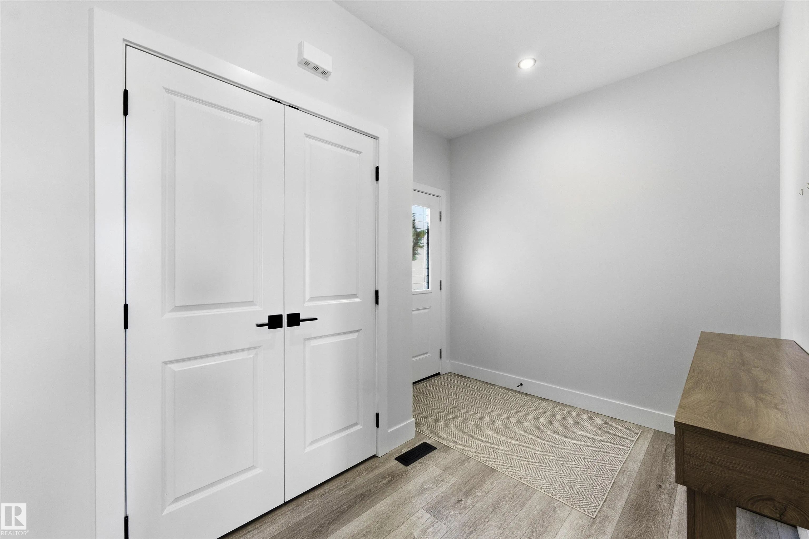 93 SPRINGBROOK Wynd