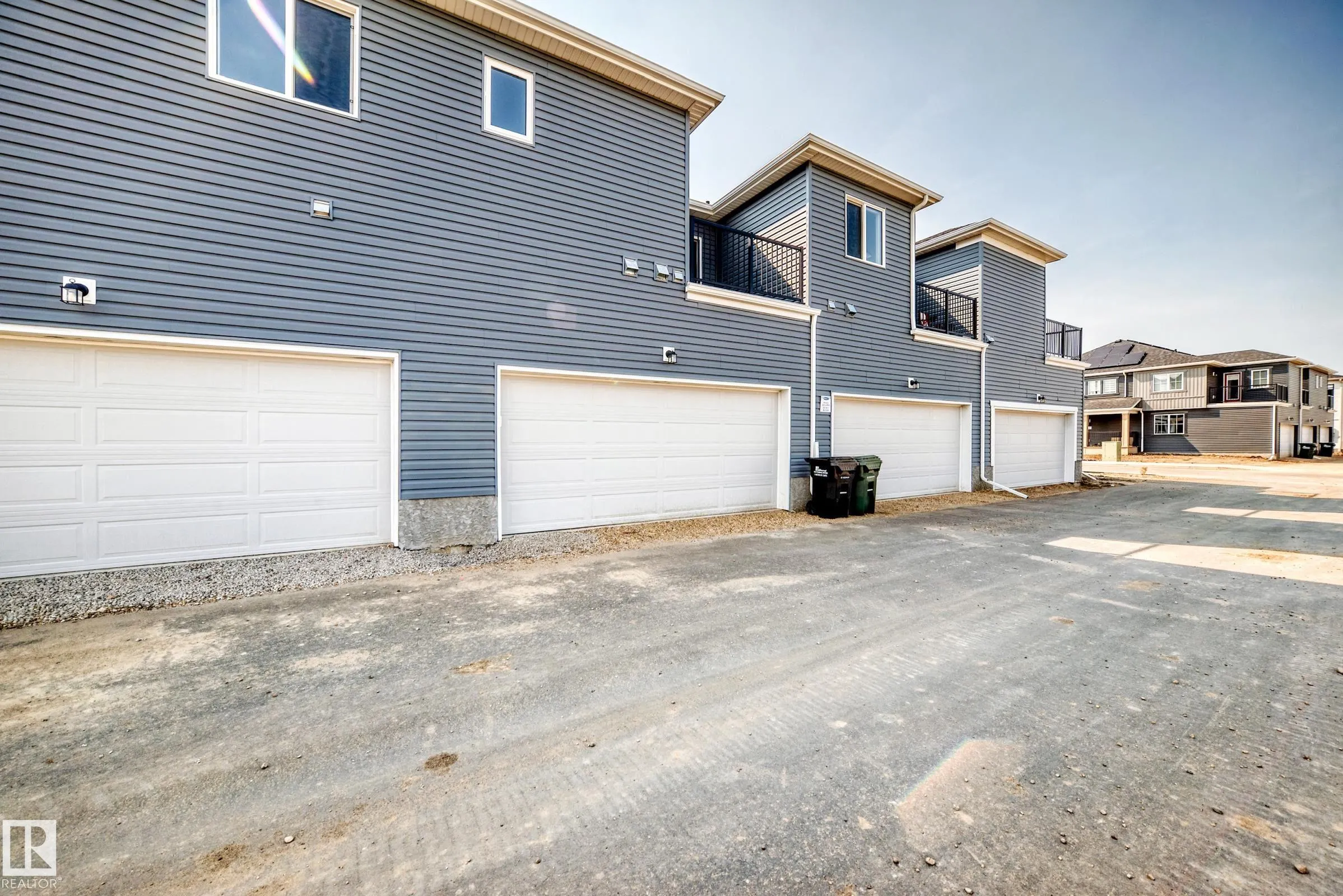1081 Hearthstone Boulevard