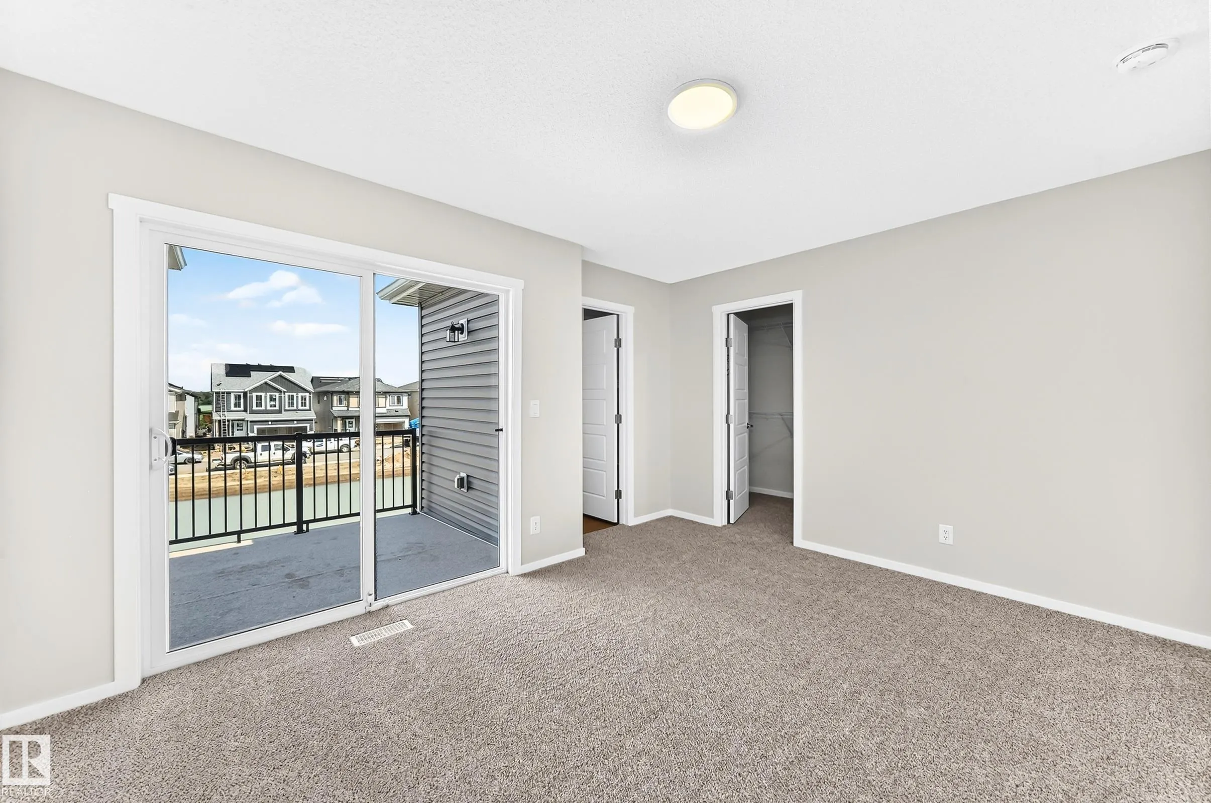 1081 Hearthstone Boulevard