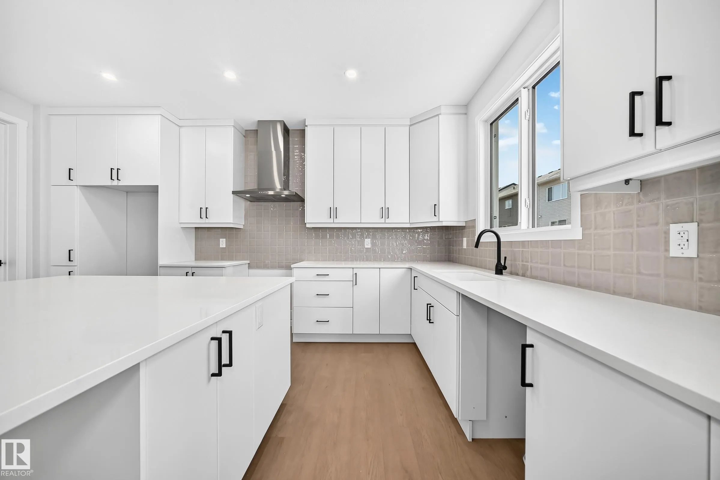 1029 Fieldstone View