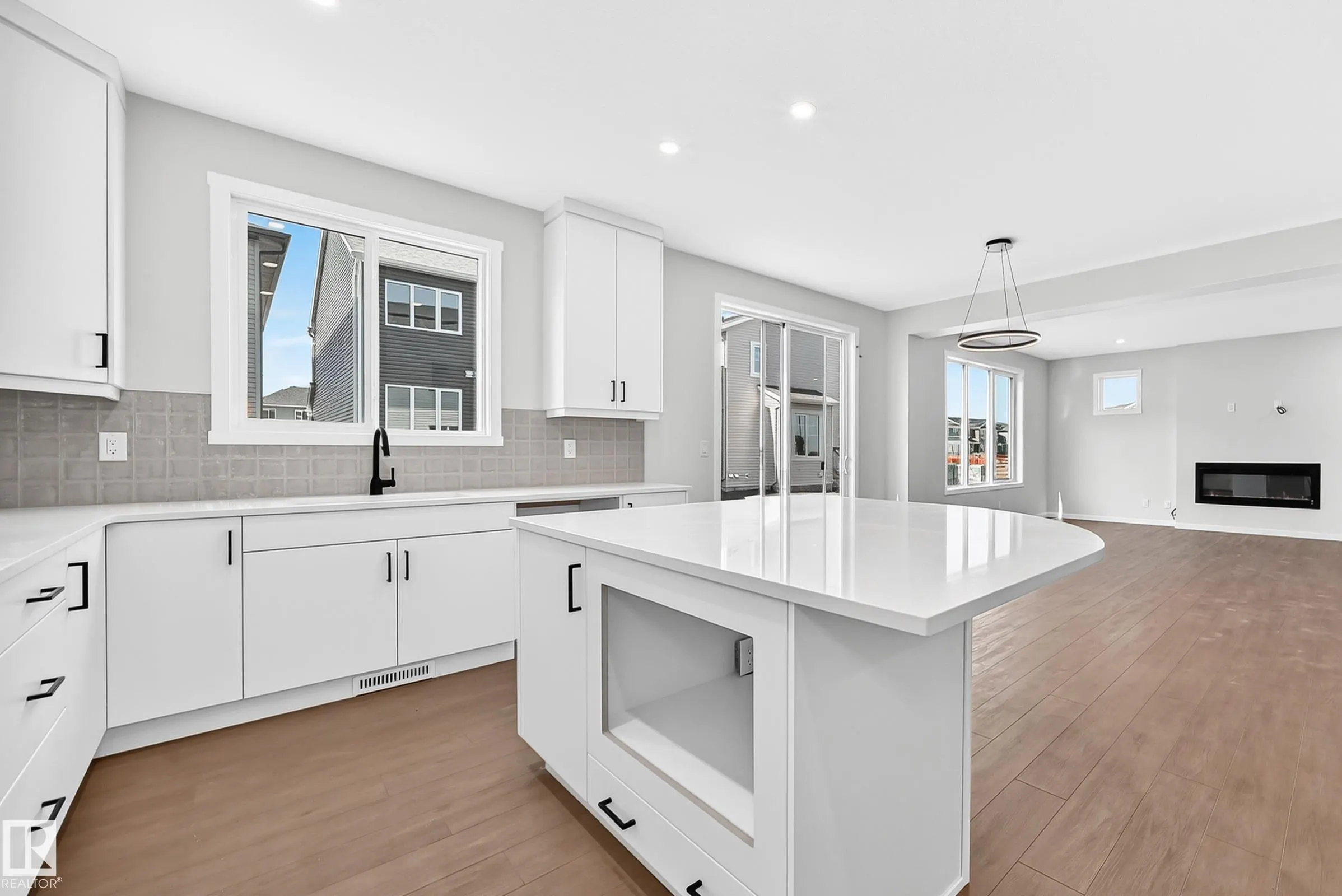 1029 Fieldstone View