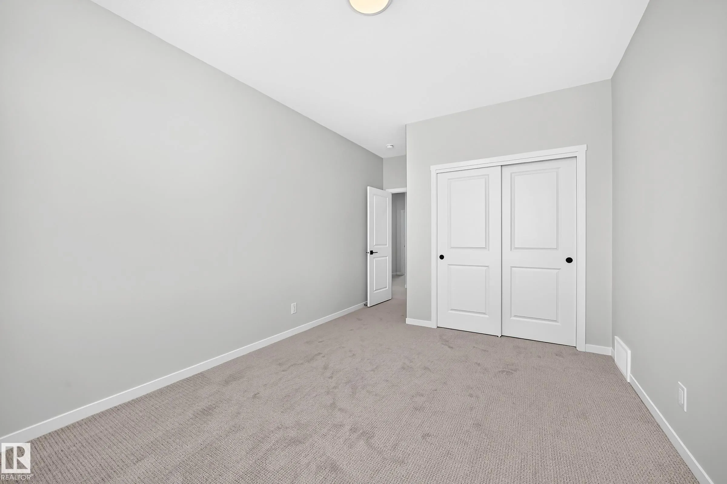 1029 Fieldstone View