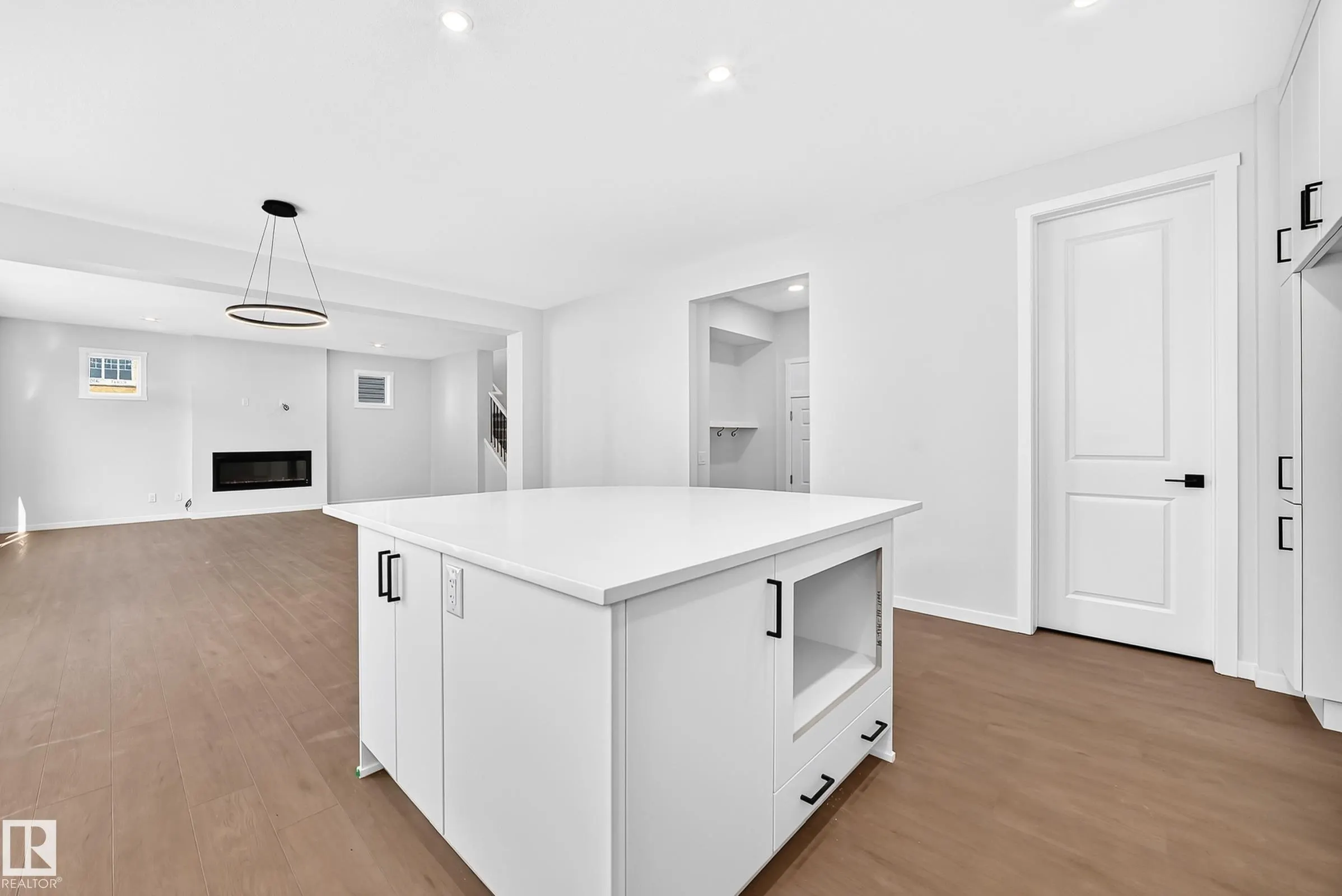 1029 Fieldstone View