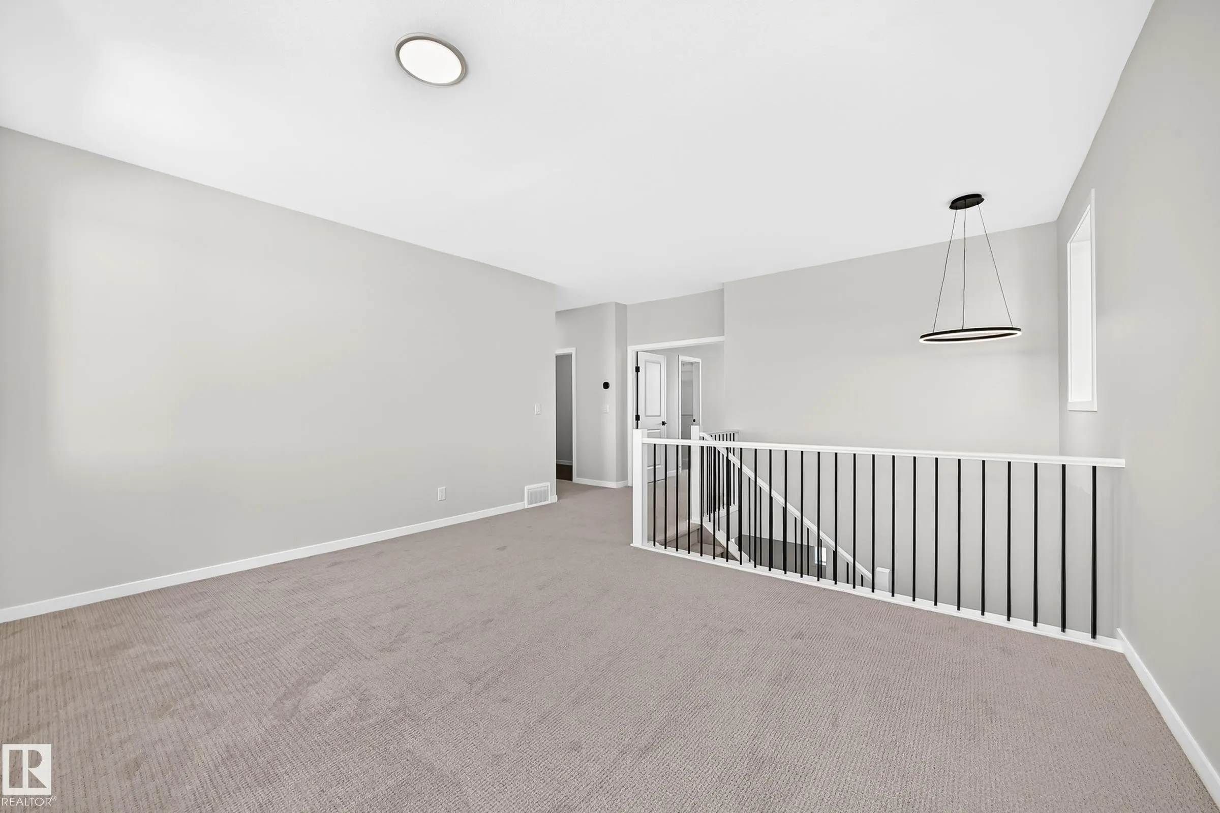1029 Fieldstone View