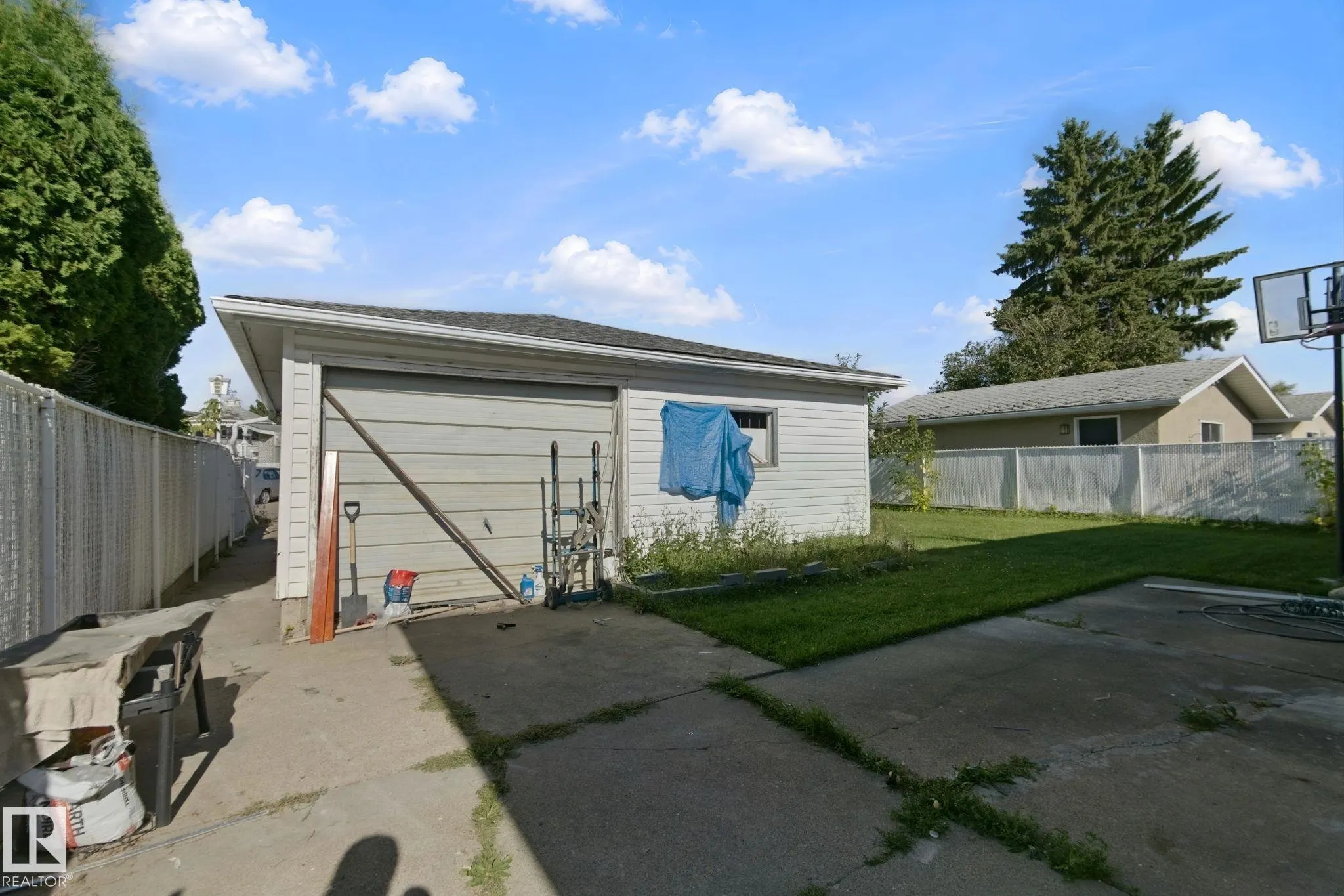 8508 149A Avenue