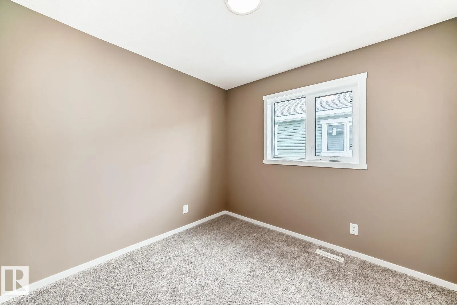 1214 Stoneside Road