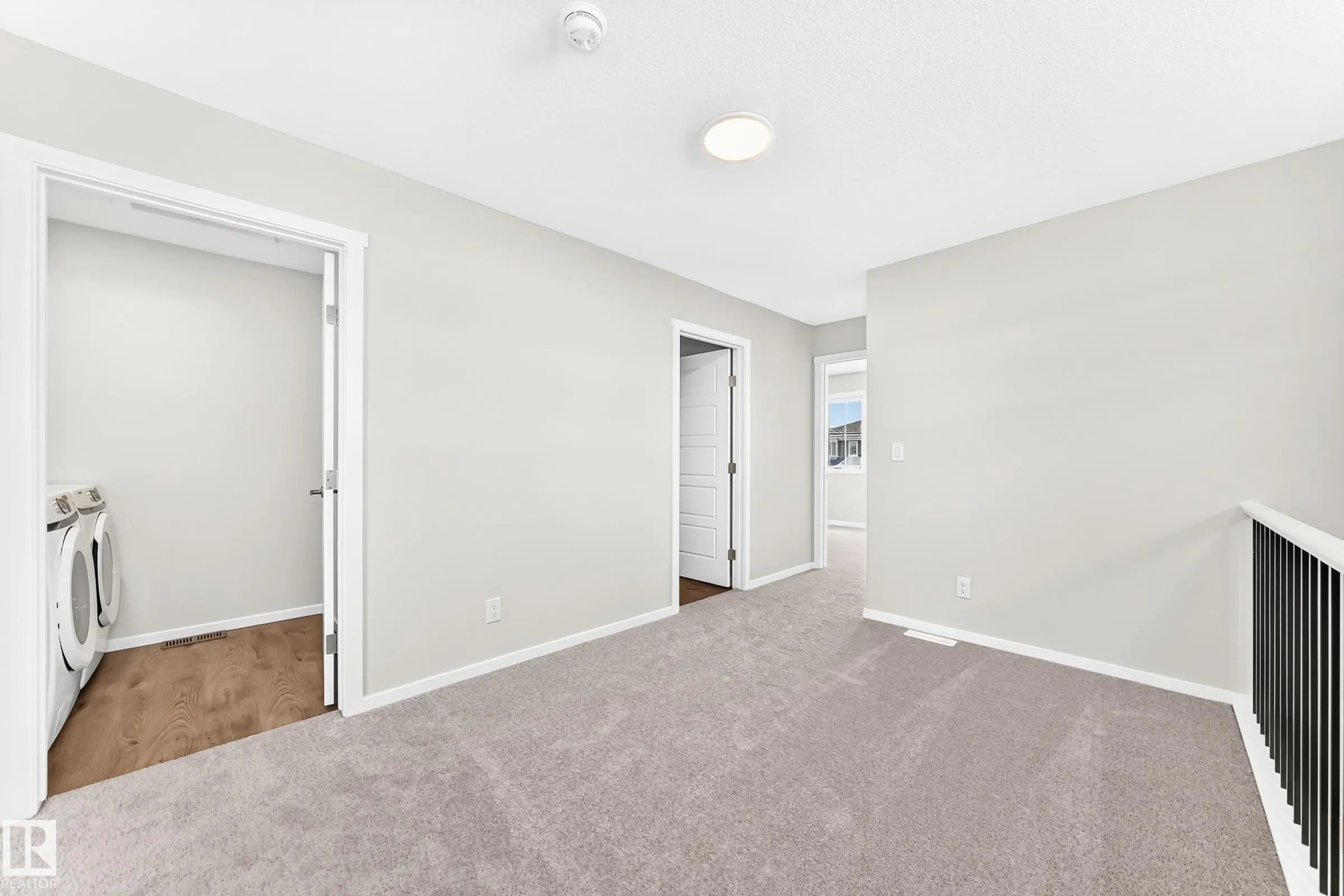 1089 Hearthstone Boulevard