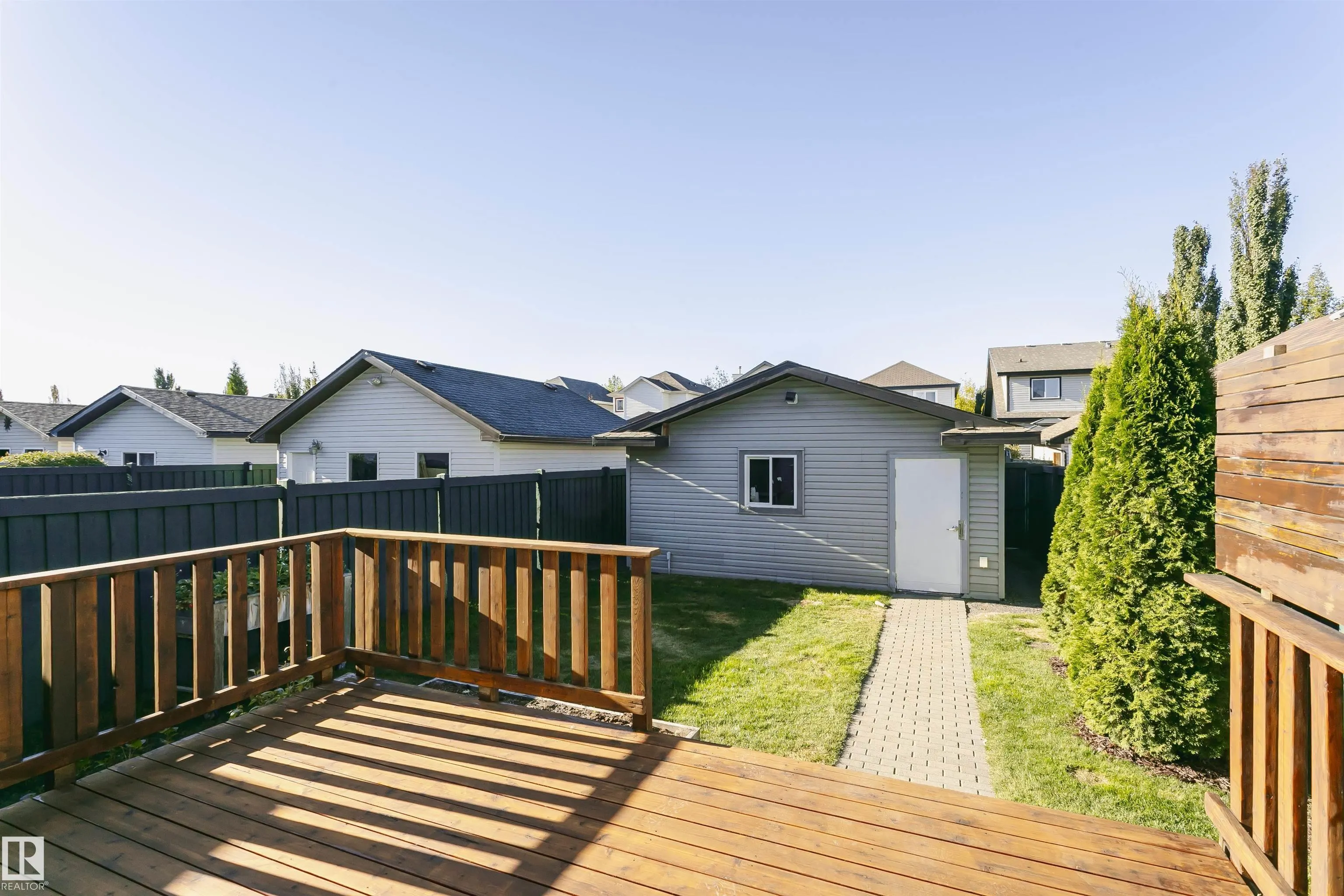 12051 18 Avenue