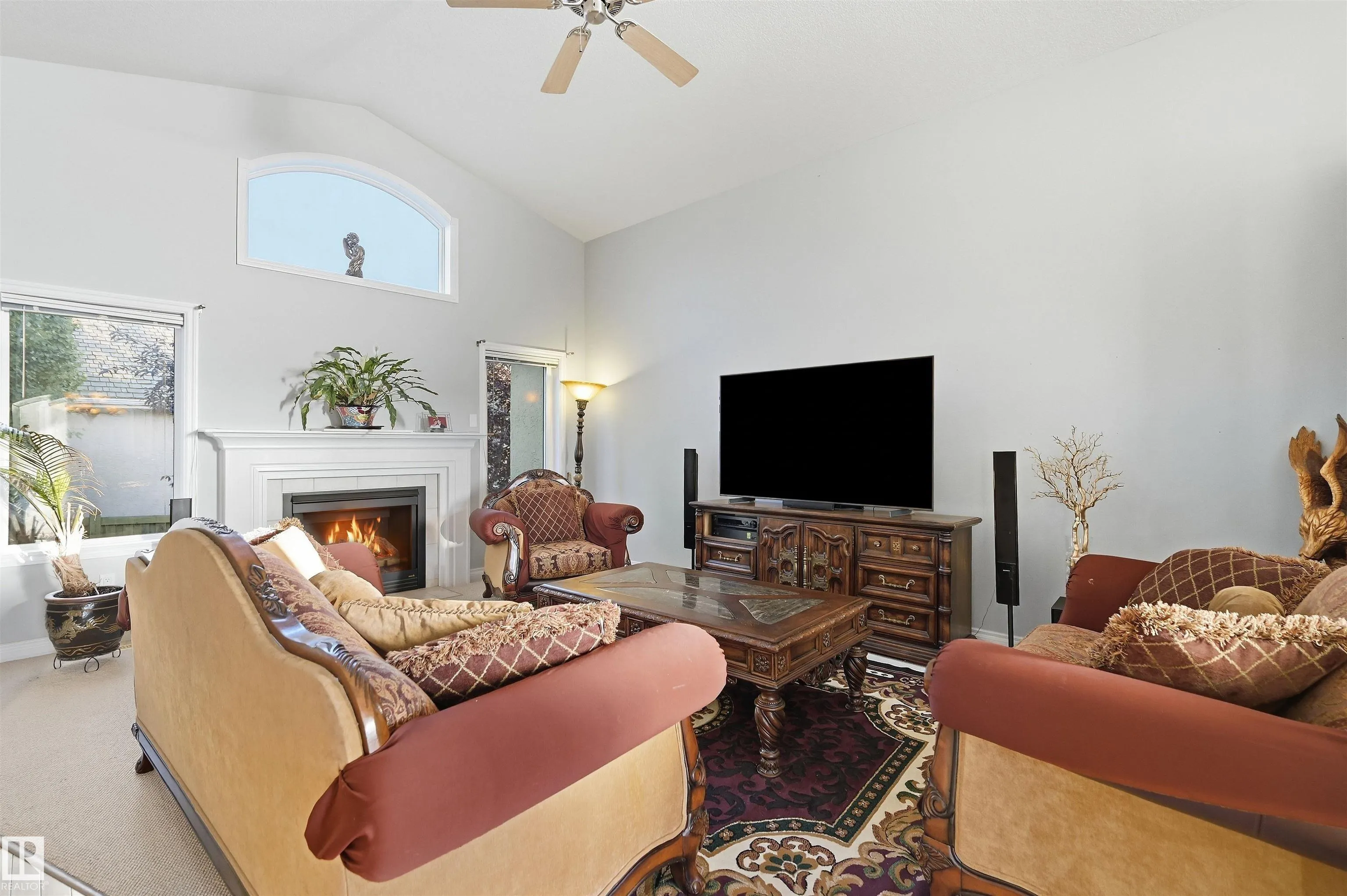 764 HALIBURTON Crescent