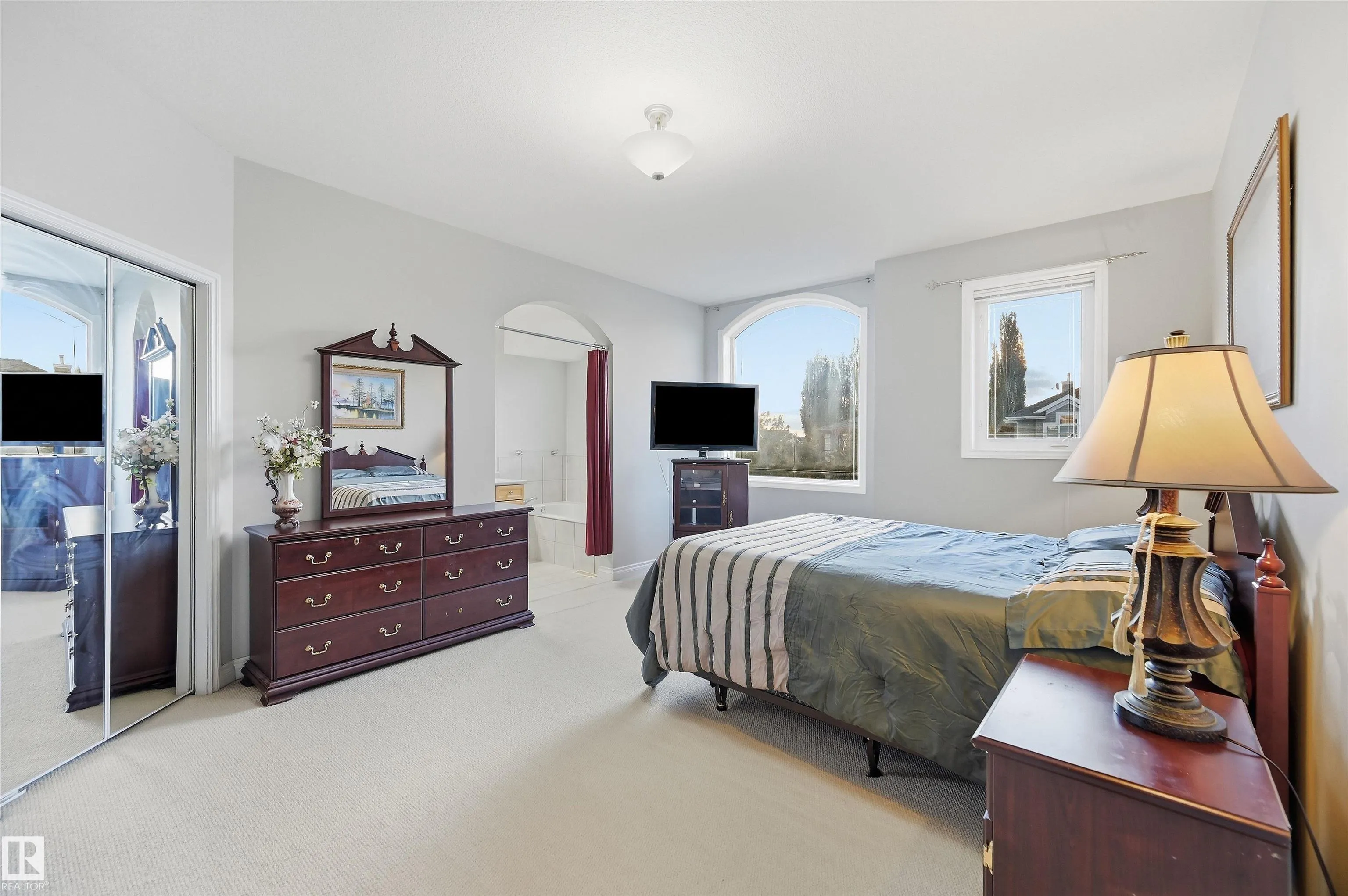 764 HALIBURTON Crescent