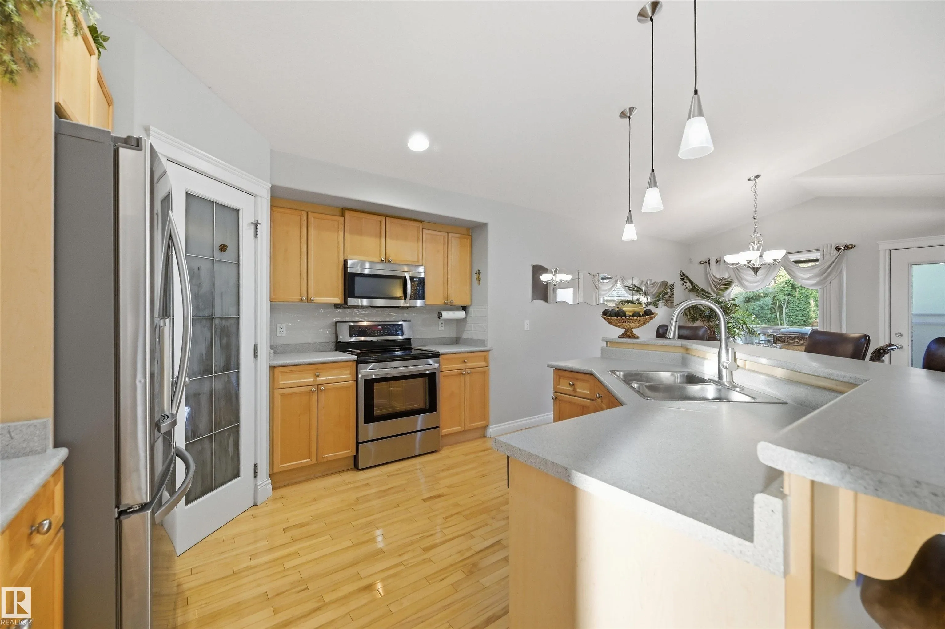 764 HALIBURTON Crescent