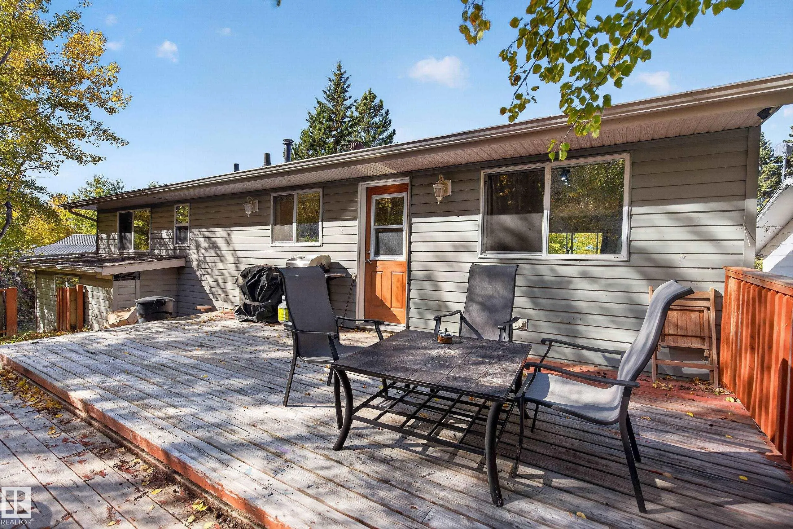 116 Lakeshore Drive