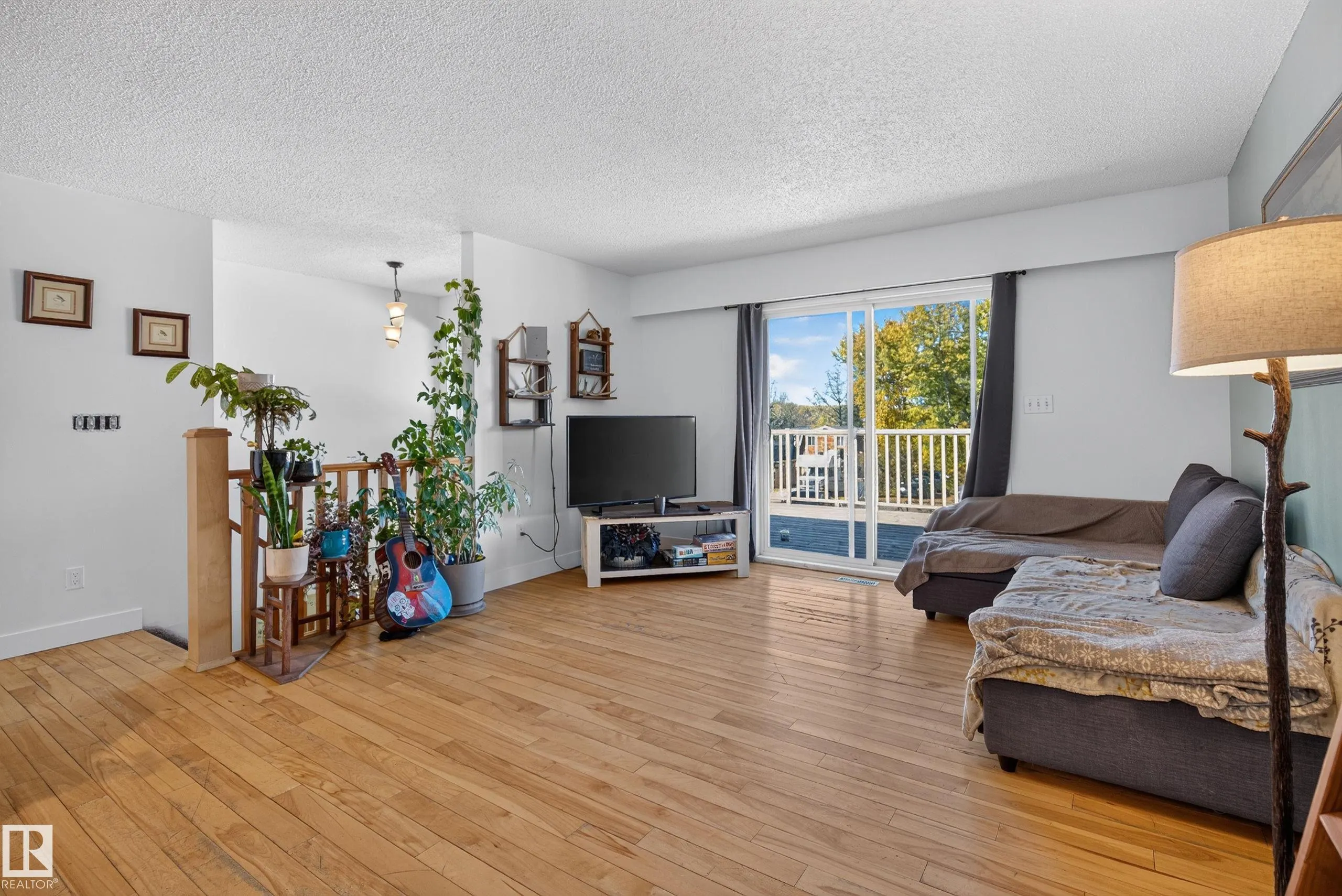 116 Lakeshore Drive