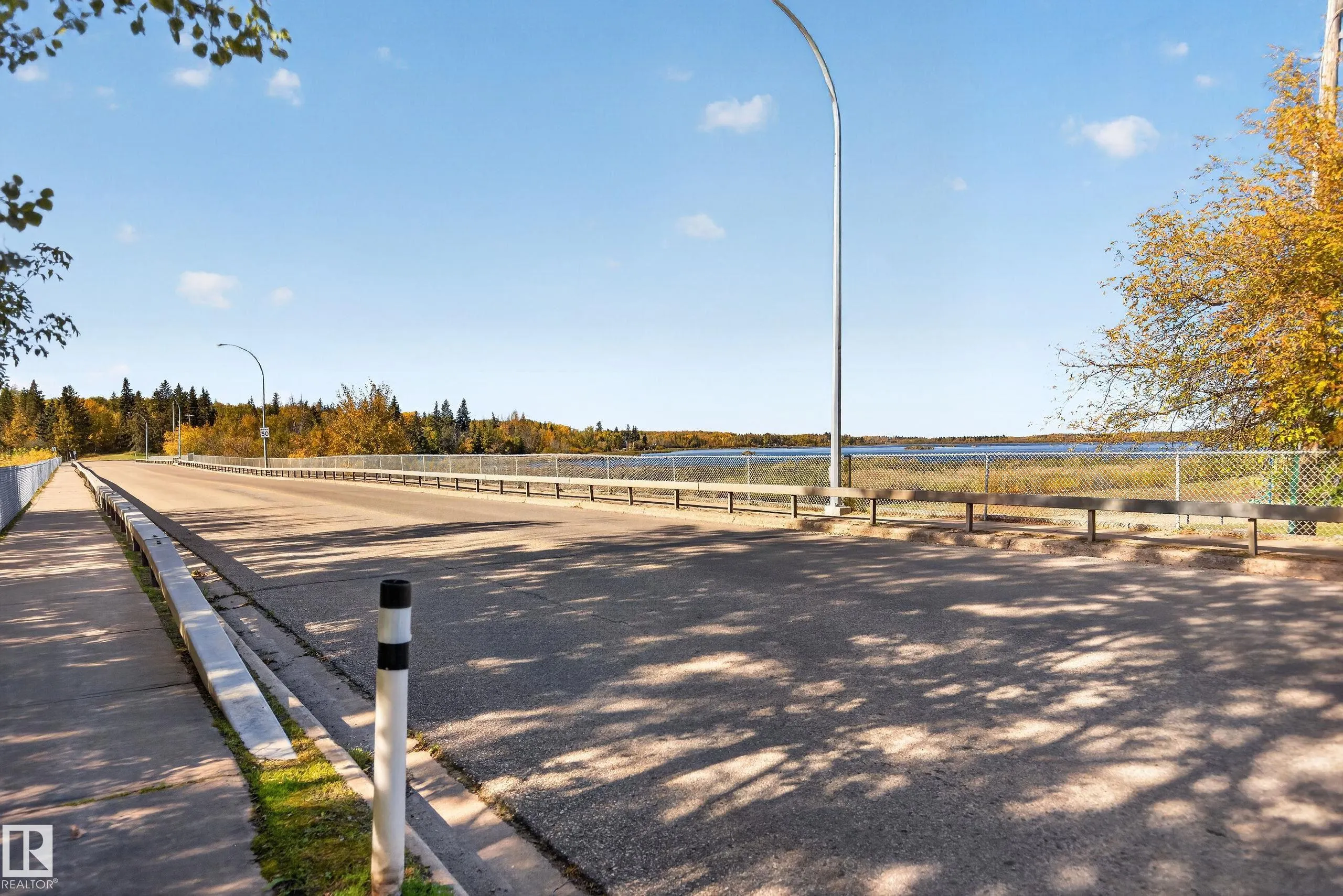 116 Lakeshore Drive