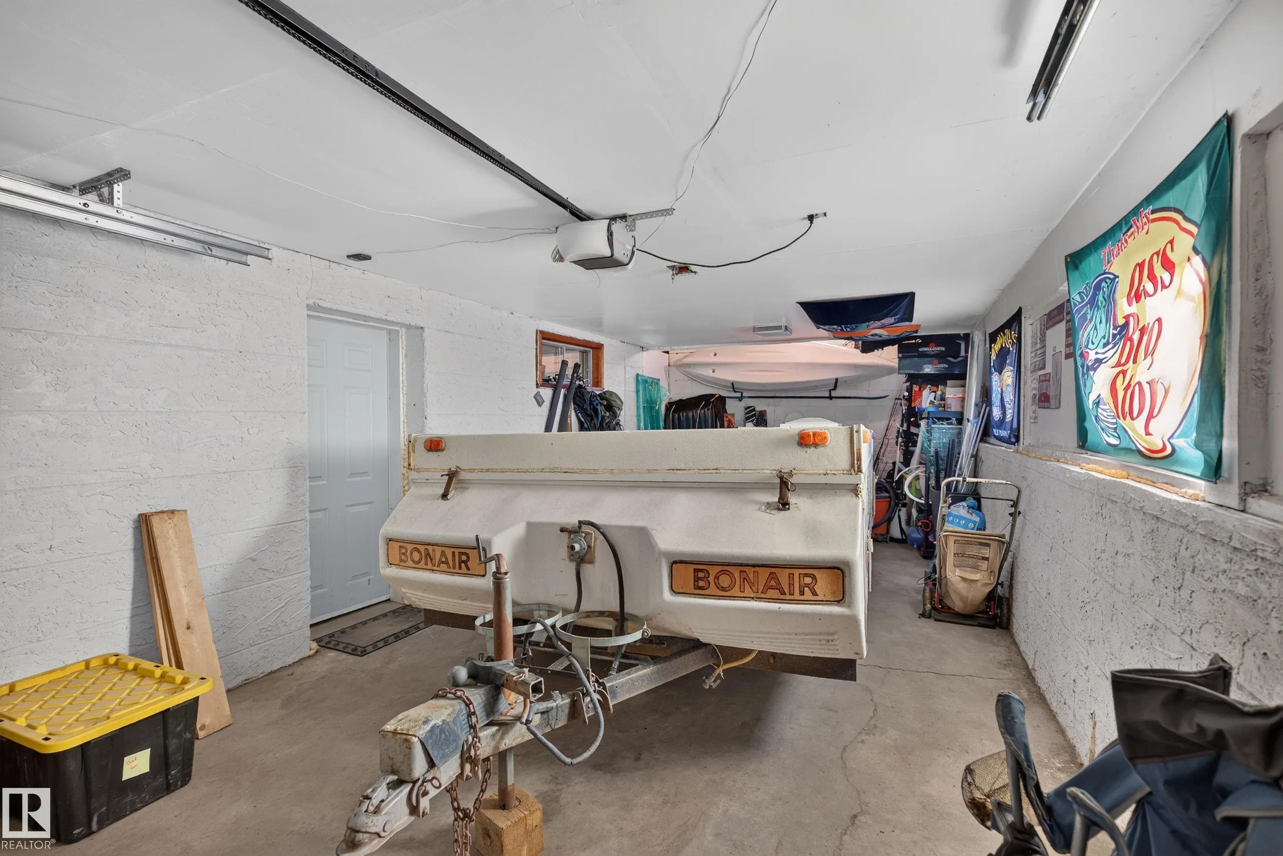 116 Lakeshore Drive