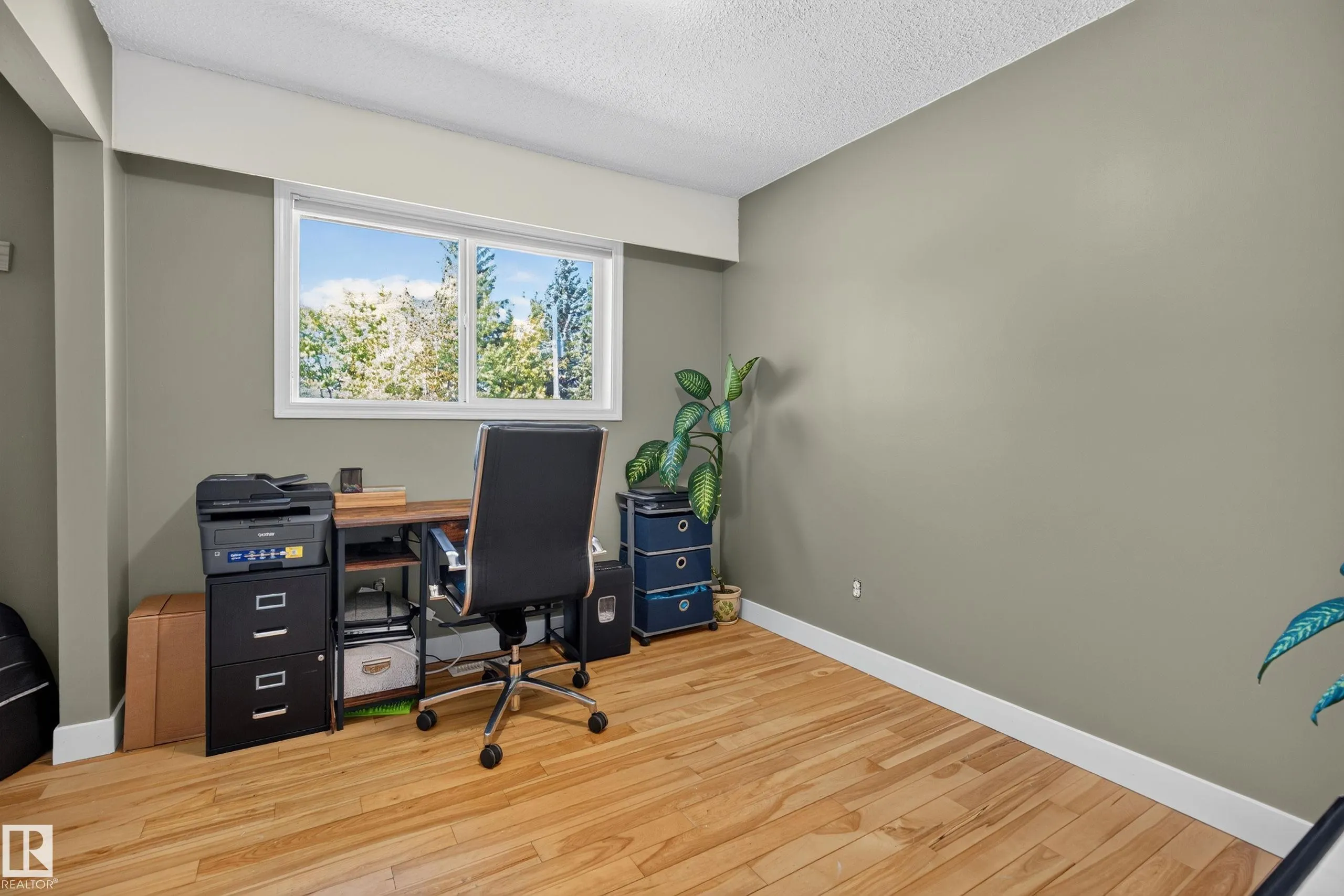 116 Lakeshore Drive