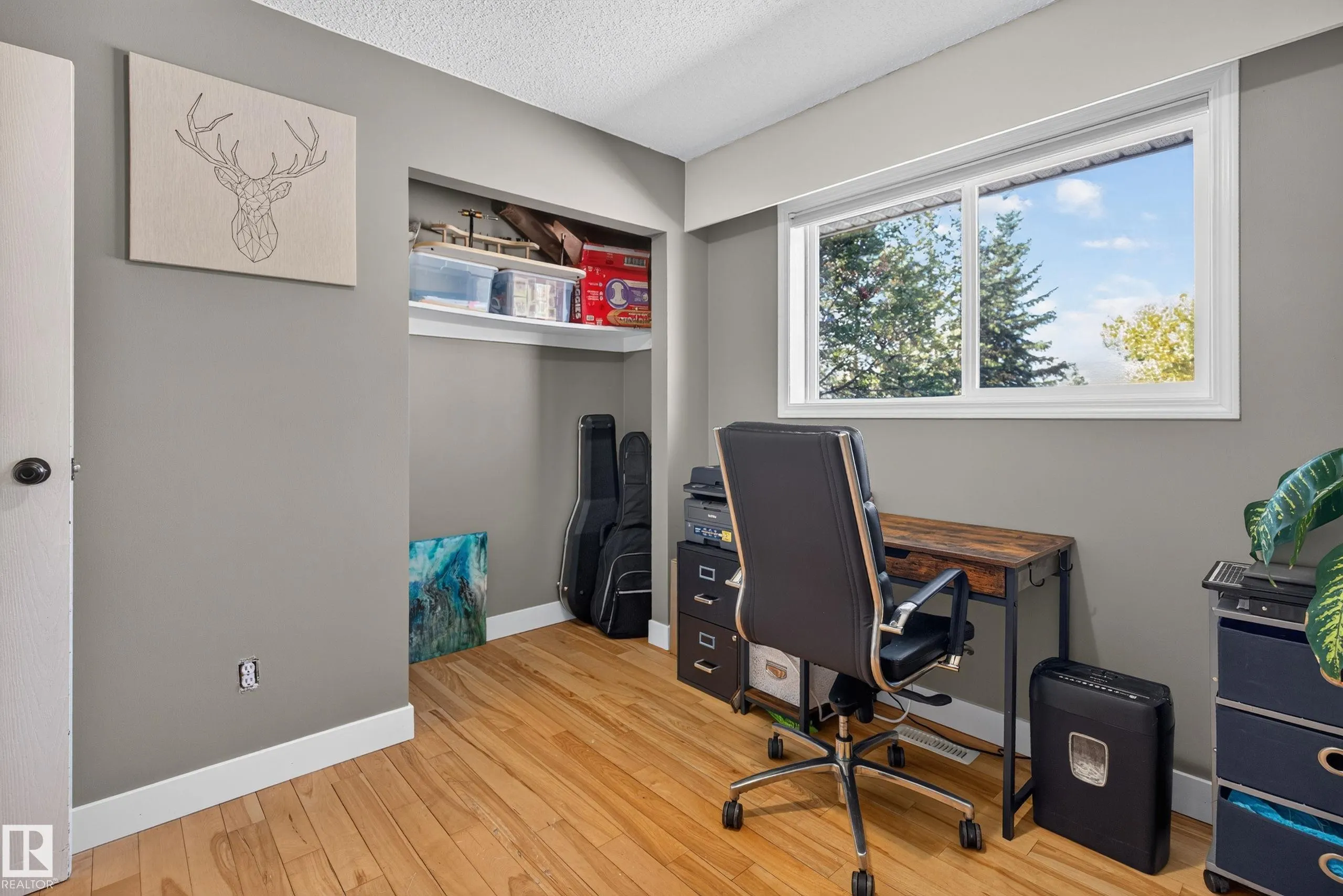 116 Lakeshore Drive