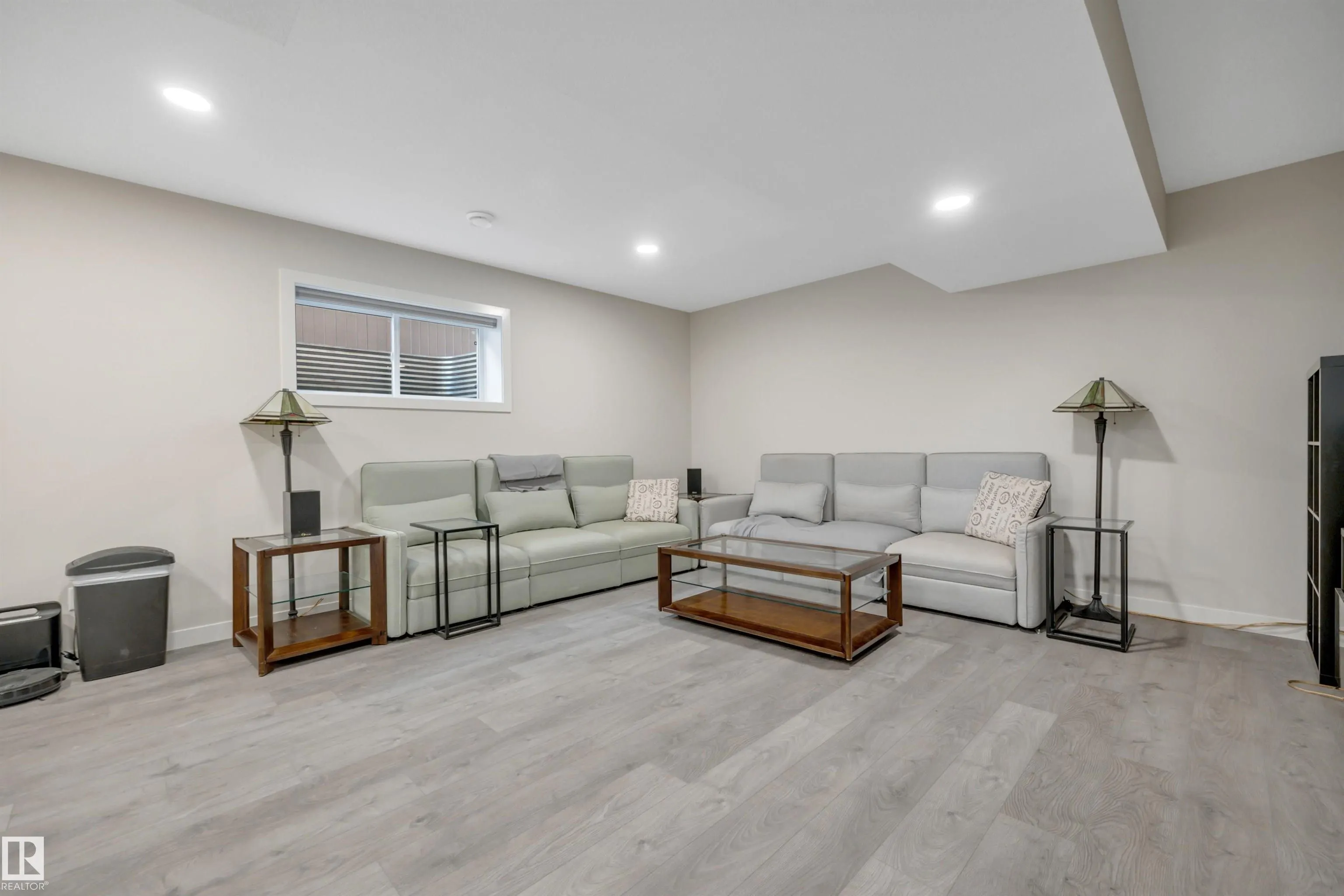 54 CALISTA Way