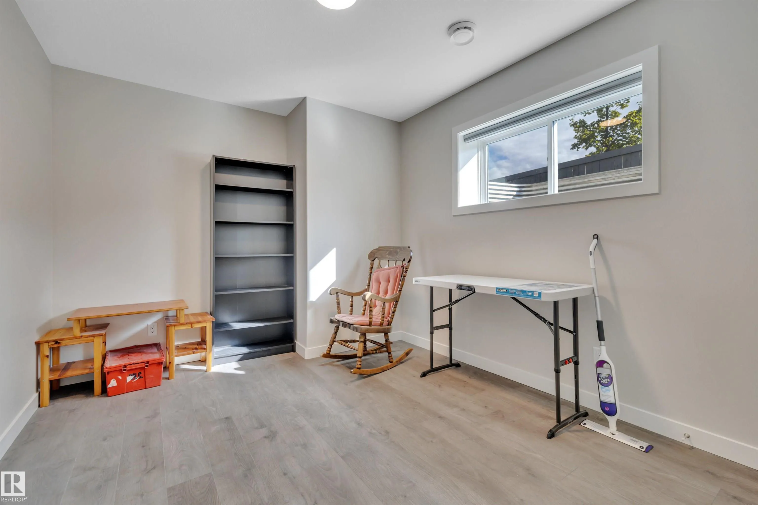 54 CALISTA Way