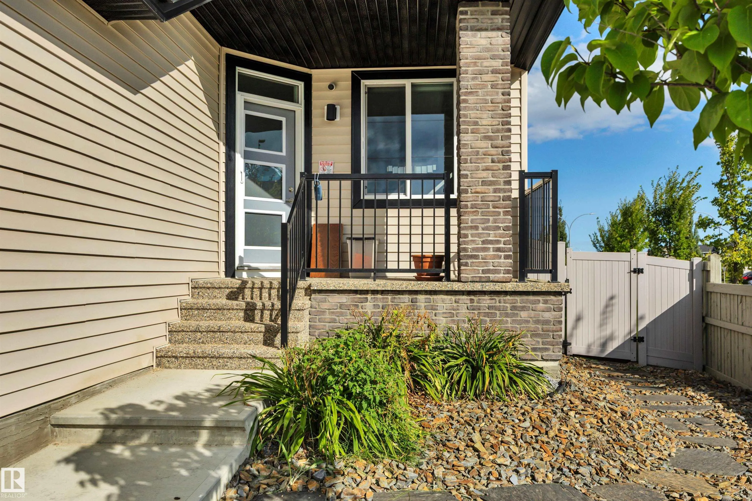 54 CALISTA Way
