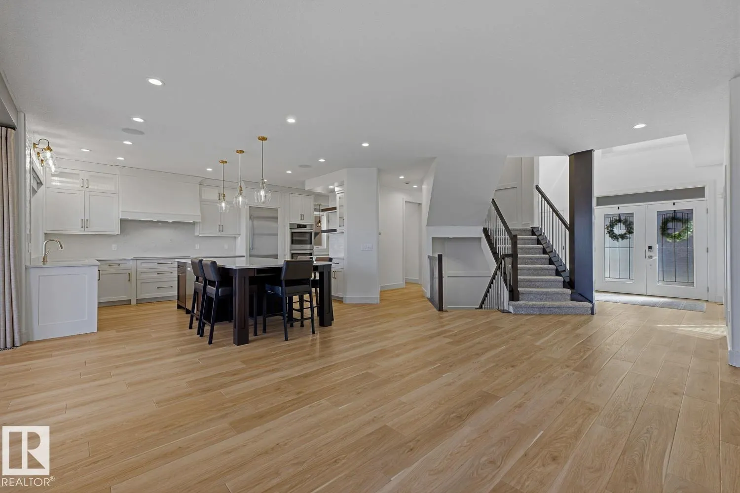 26 EXECUTIVE WAY