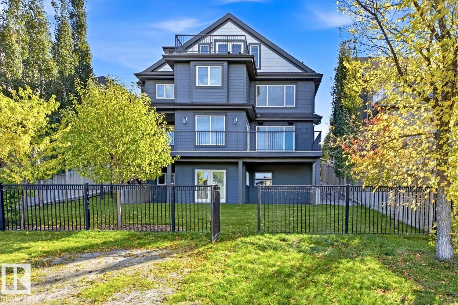26 EXECUTIVE WAY
