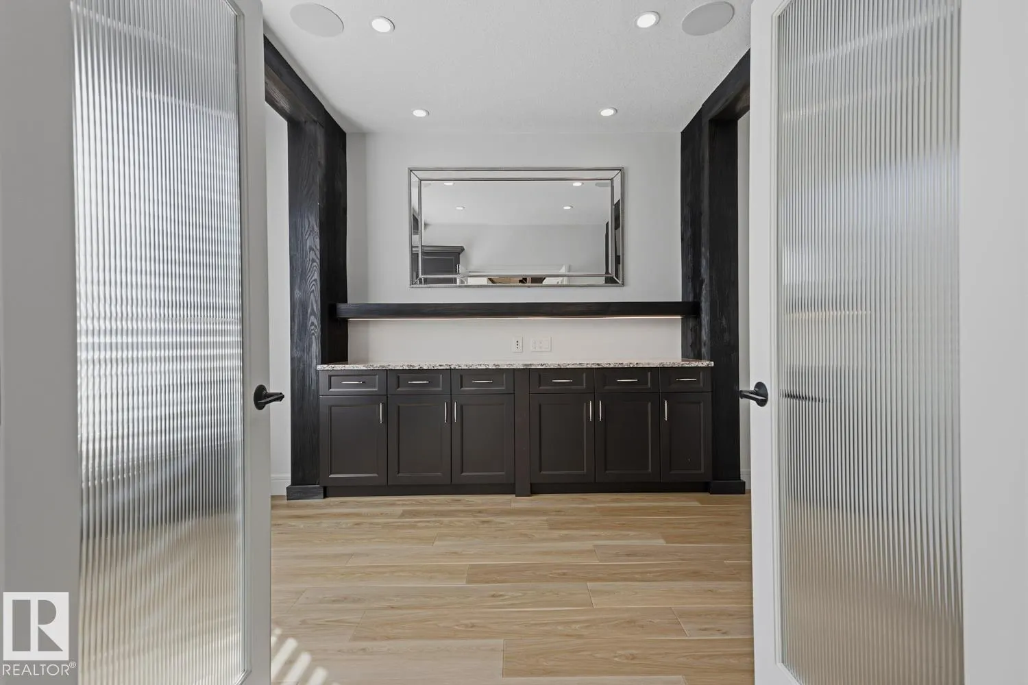 26 EXECUTIVE WAY