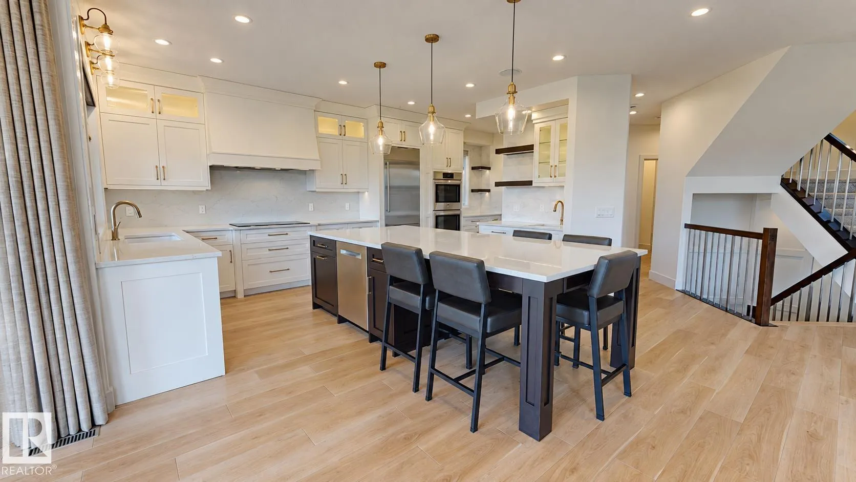26 EXECUTIVE WAY