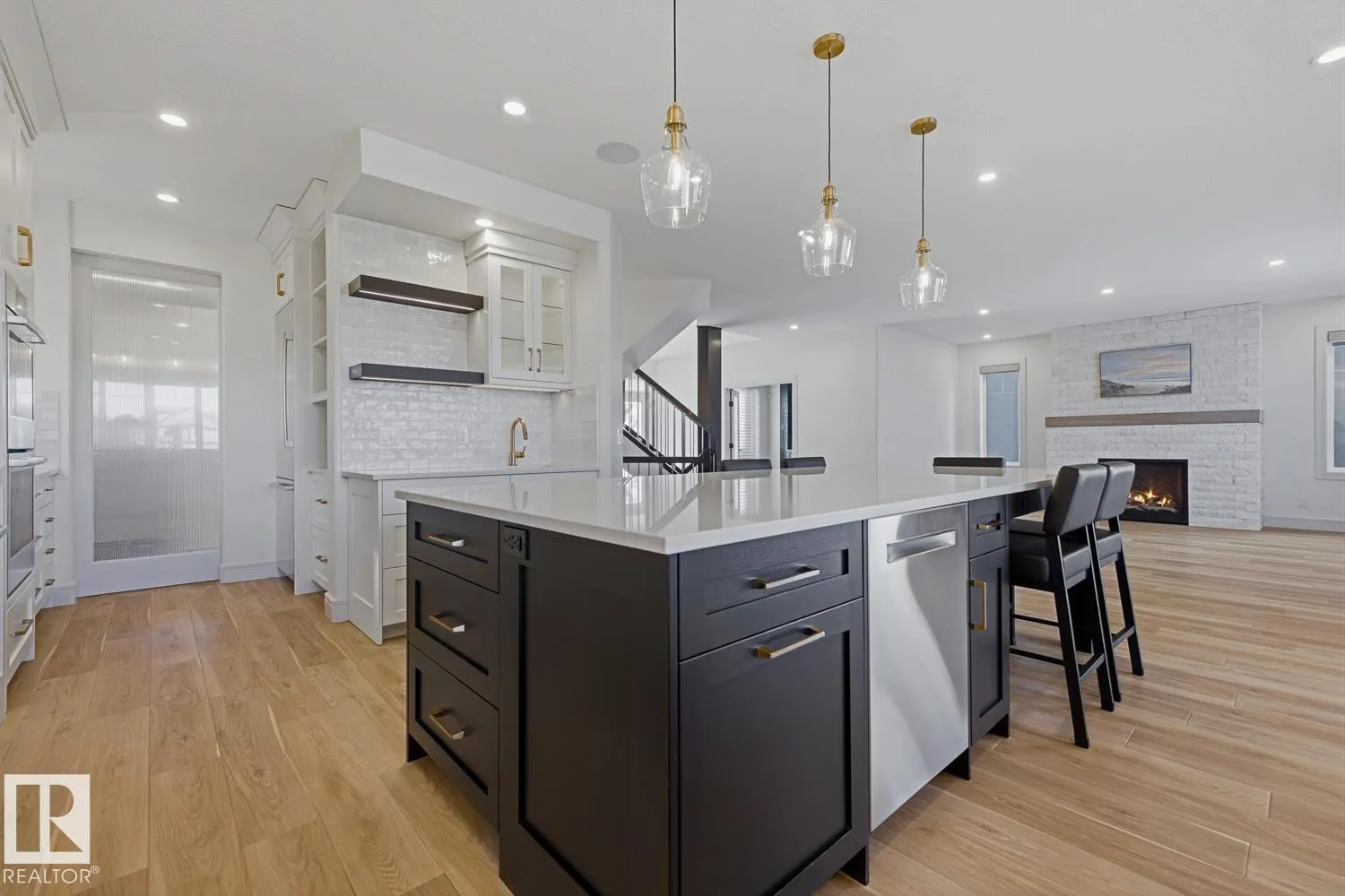 26 EXECUTIVE WAY