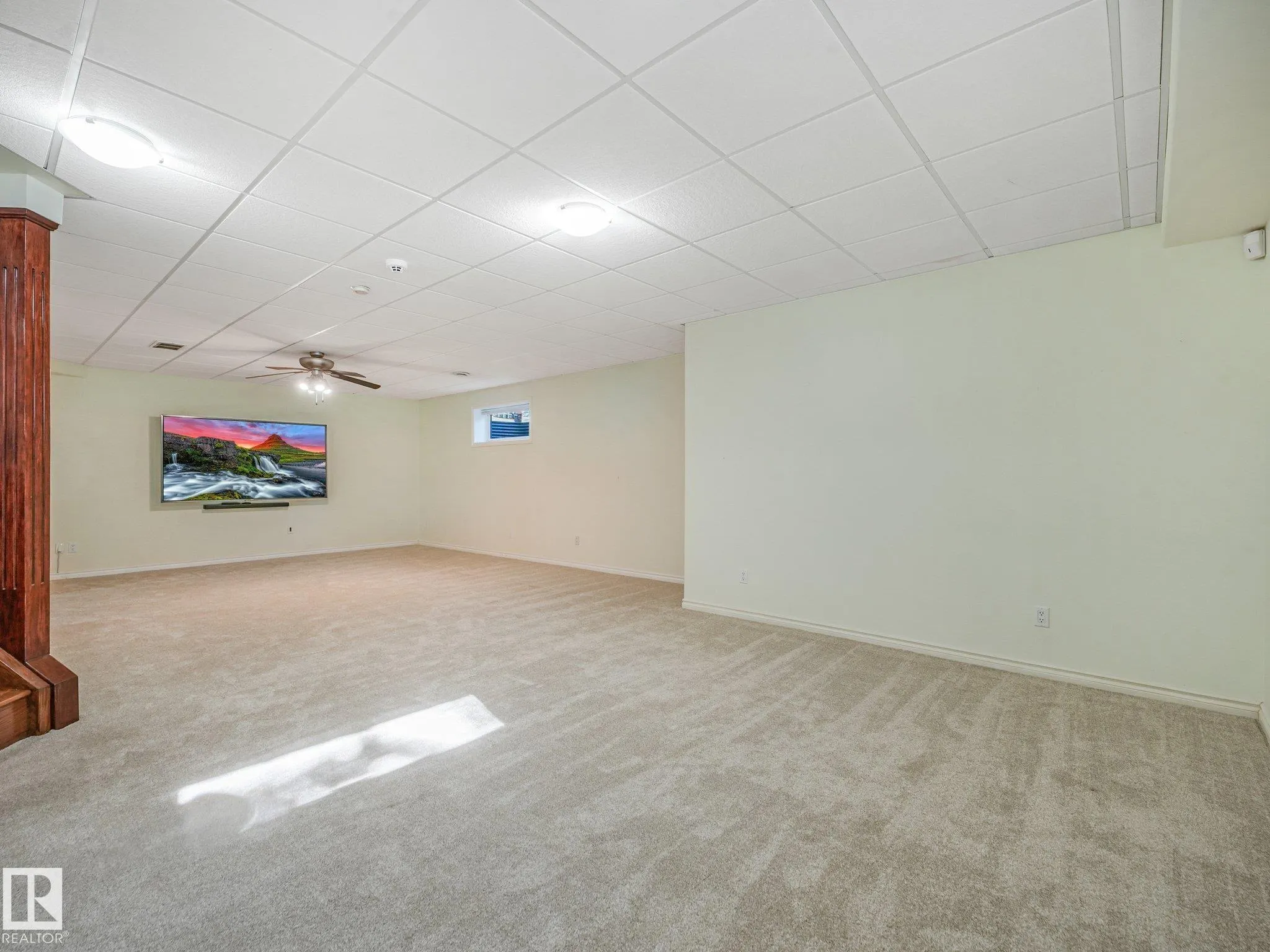 10703 6 Avenue