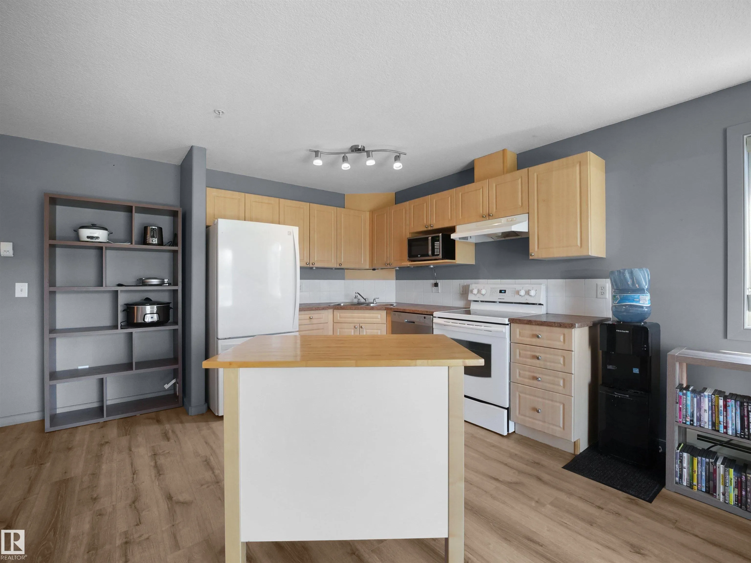240 SPRUCE RIDGE Road