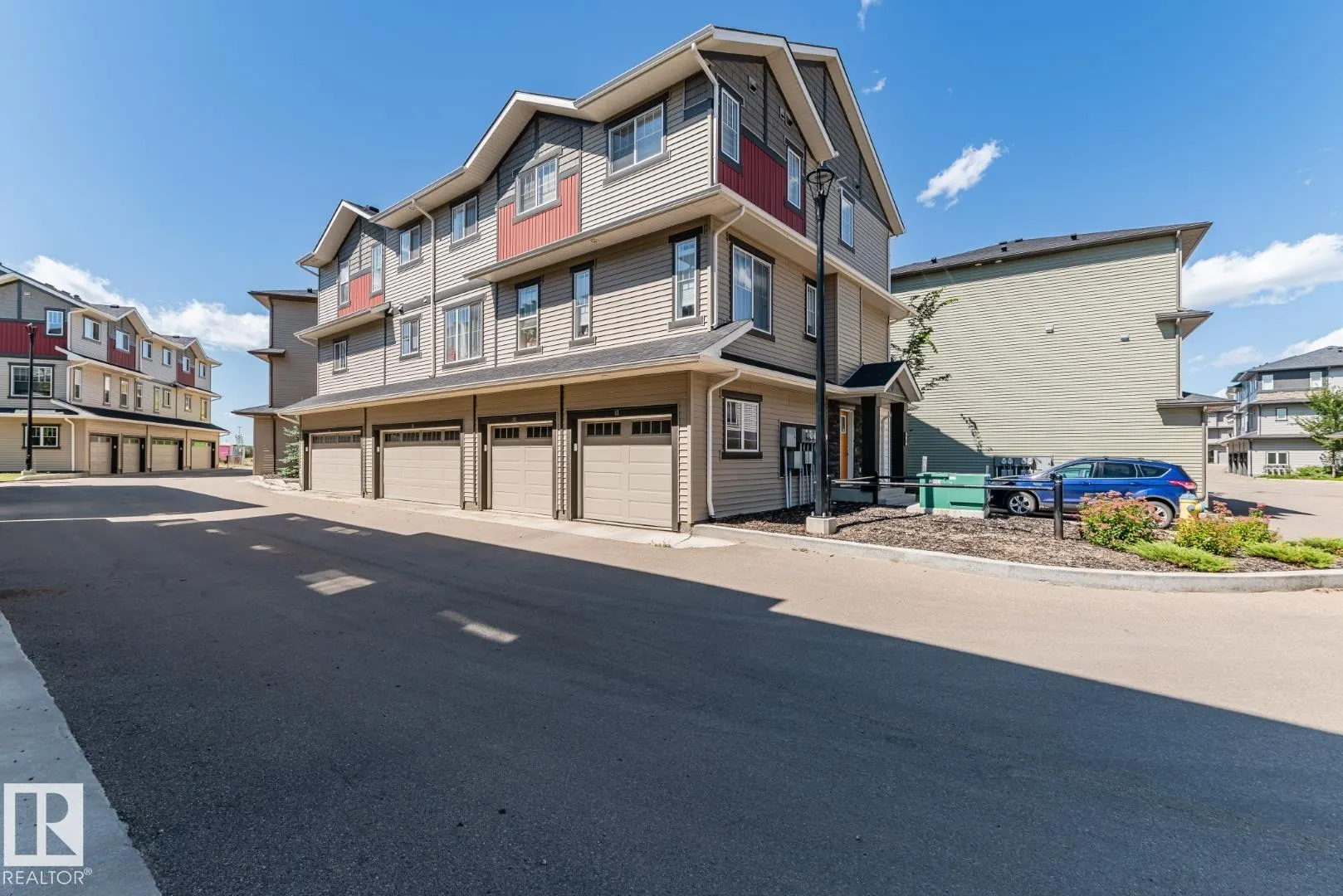 1530 TAMARACK Boulevard