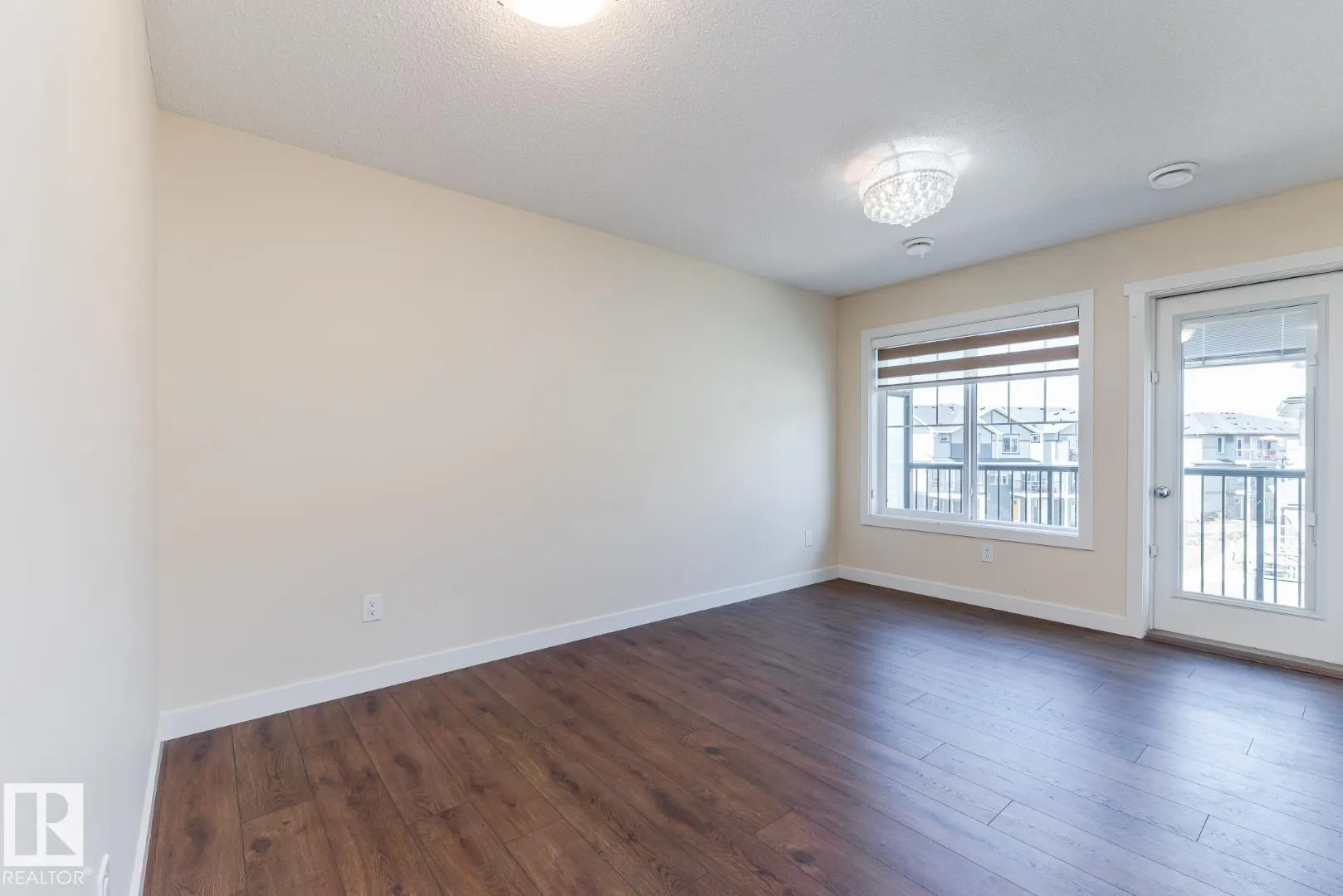 1530 TAMARACK Boulevard