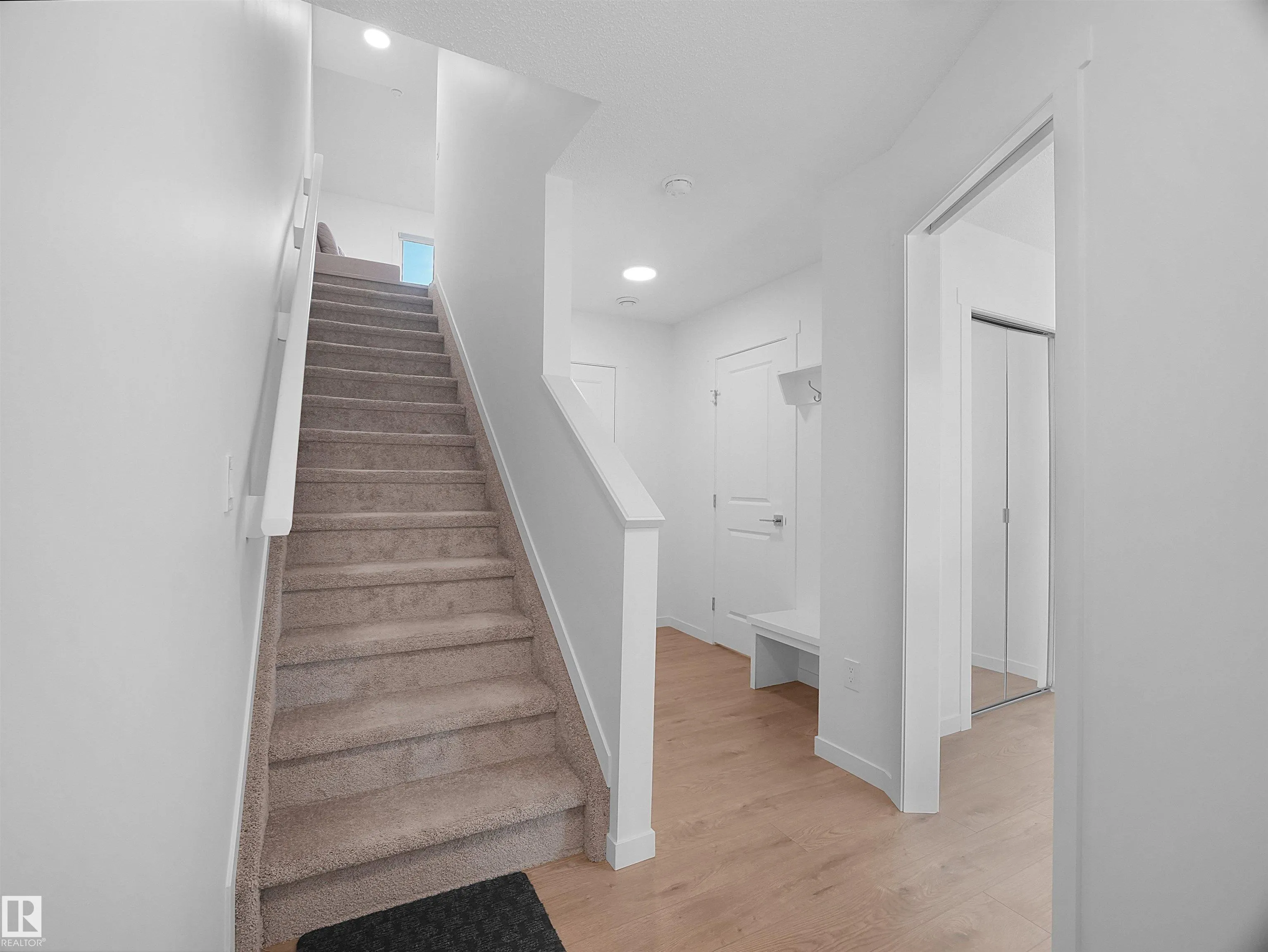 1025 SECORD PROMENADE Promenade