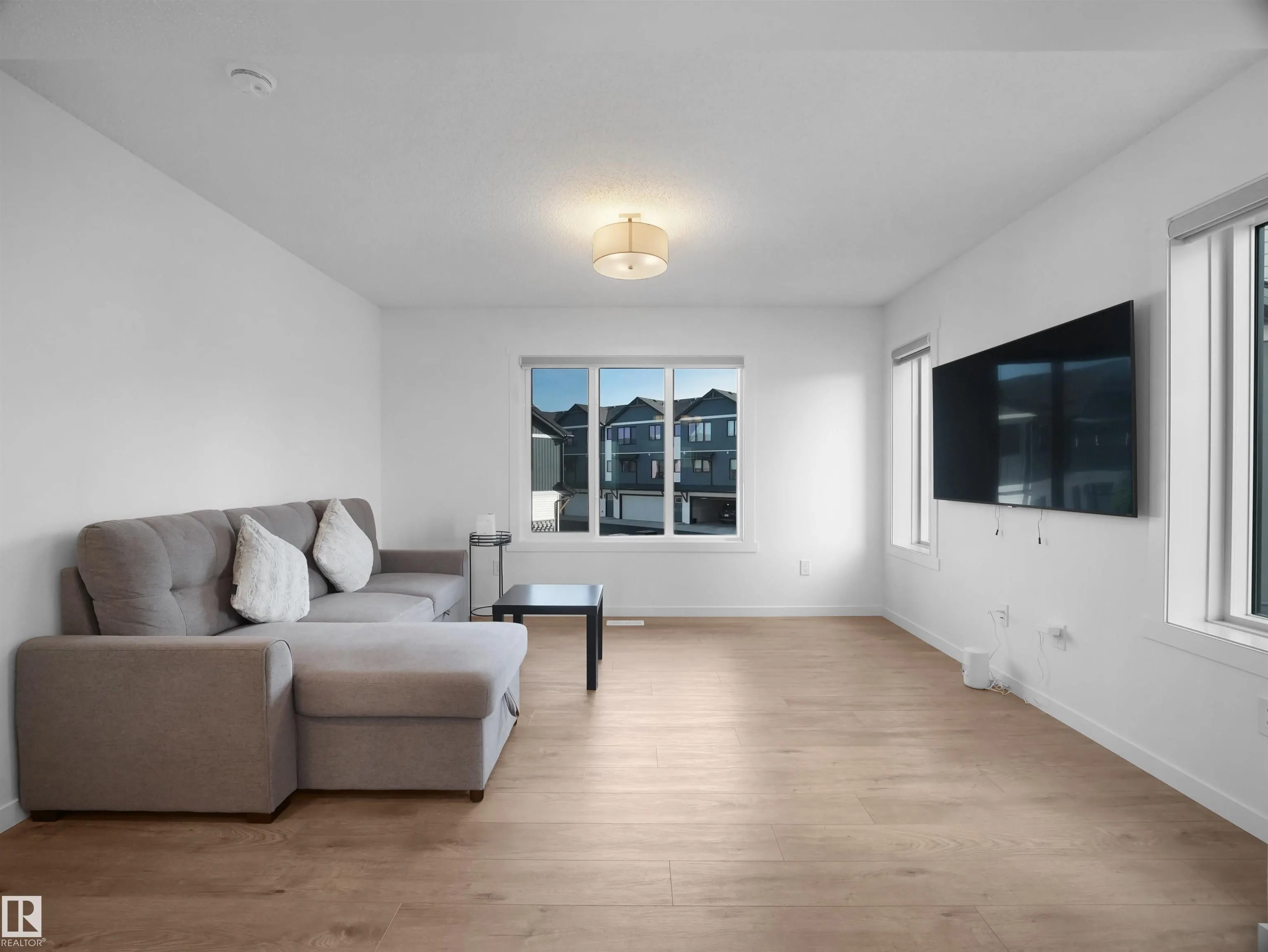 1025 SECORD PROMENADE Promenade